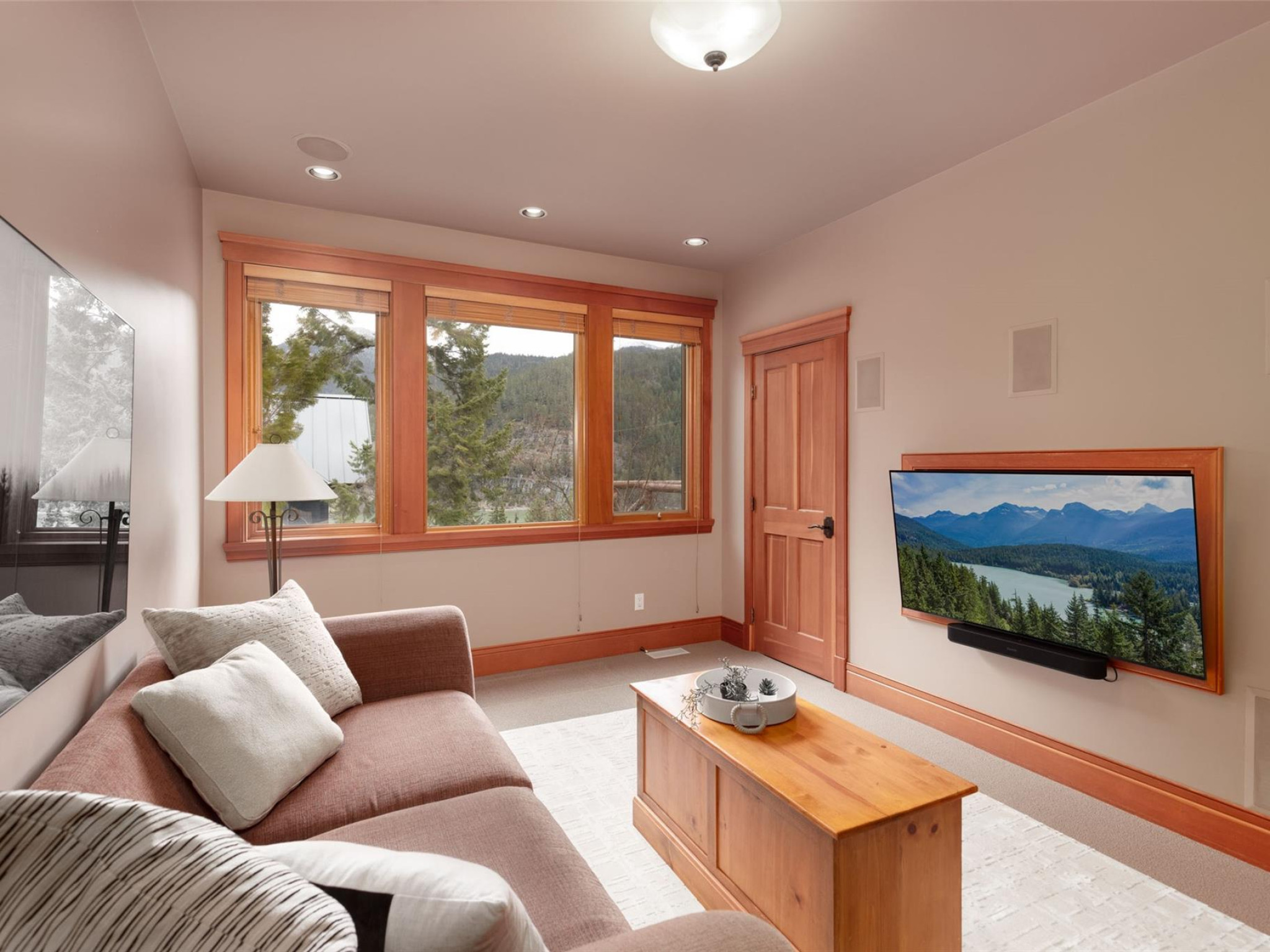 9612 Emerald Drive image 11
