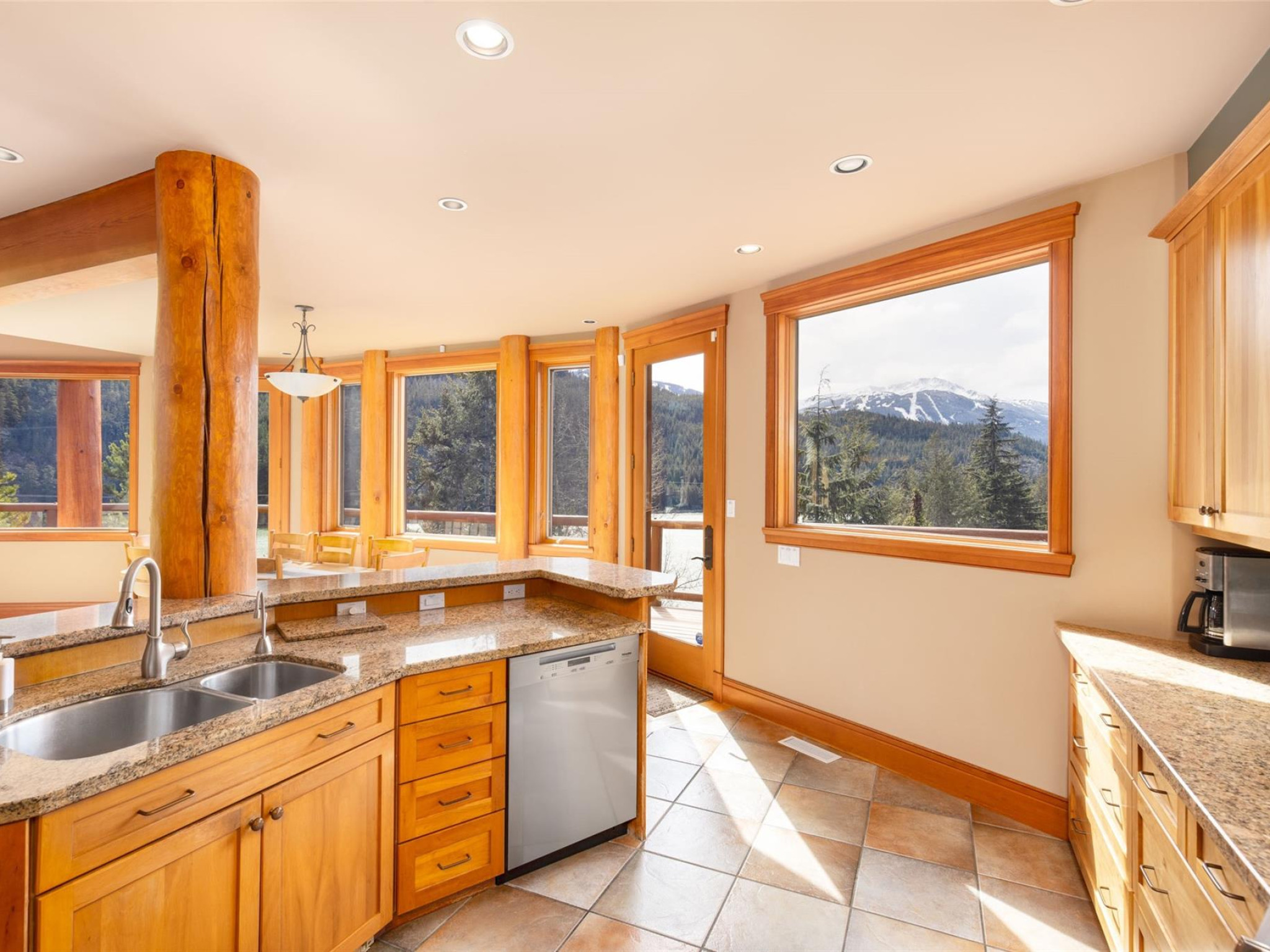 9612 Emerald Drive image 14