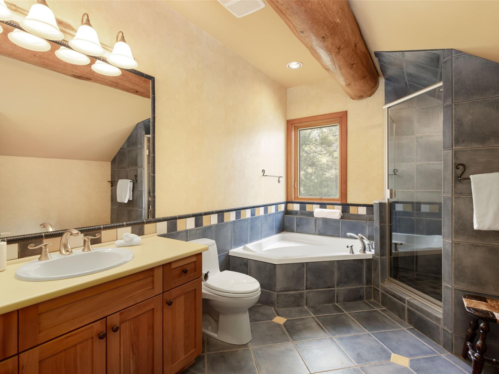 9612 Emerald Drive image 19