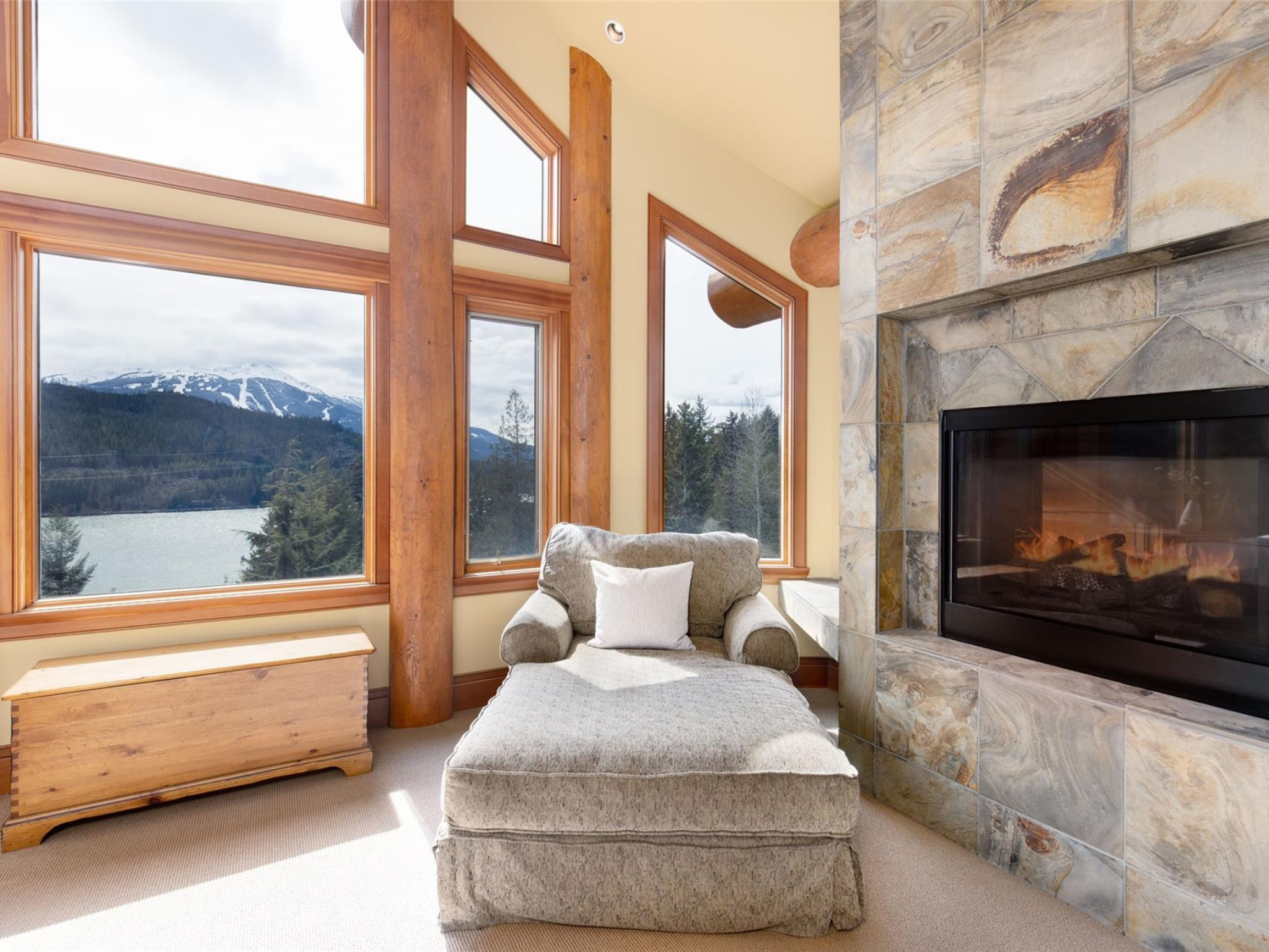 9612 Emerald Drive image 25