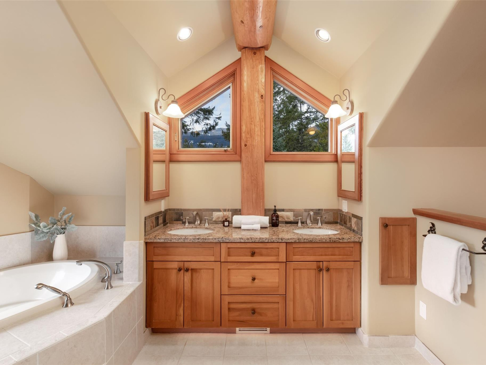 9612 Emerald Drive image 26