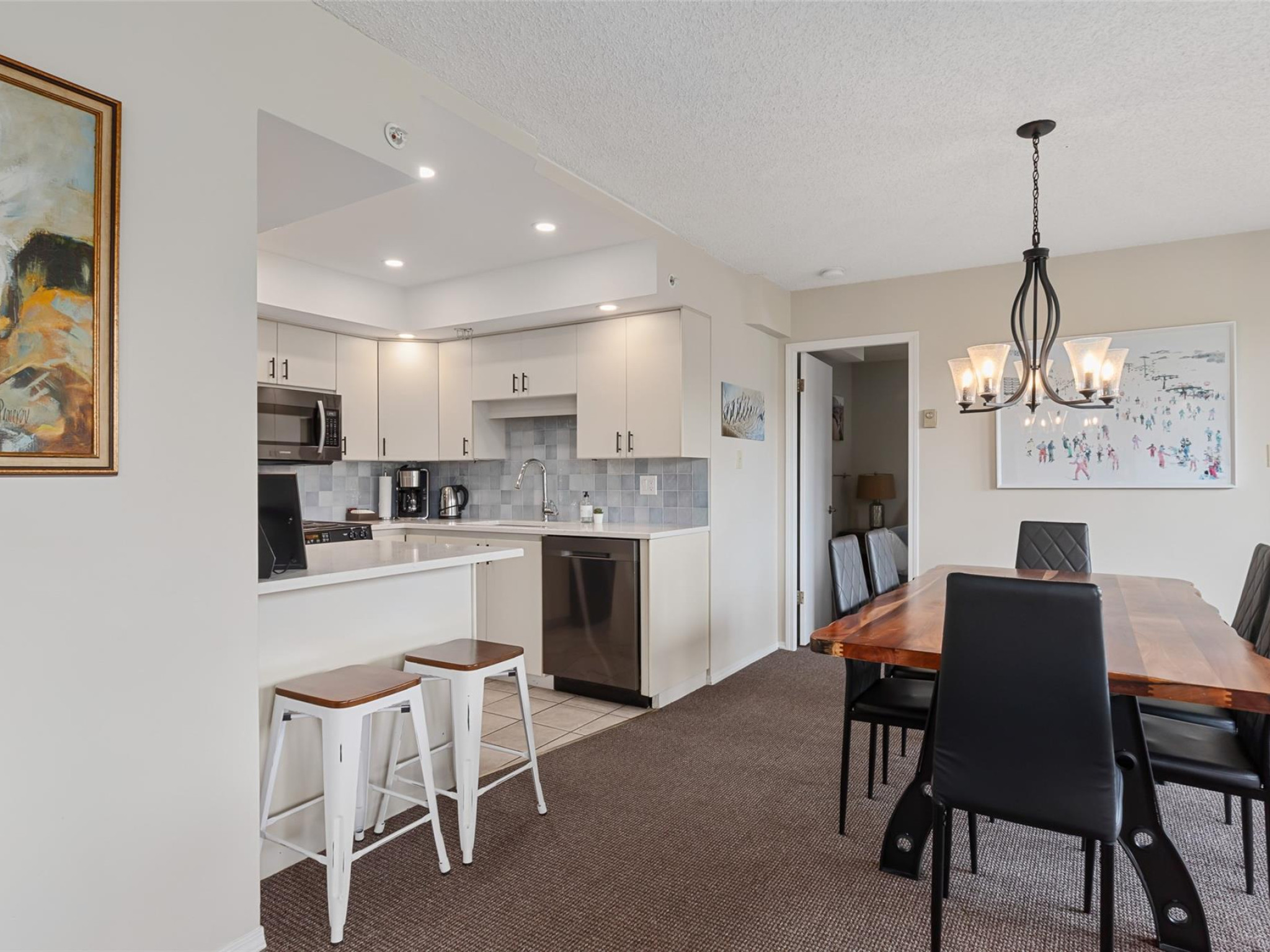 506-4809 Spearhead Drive image 8