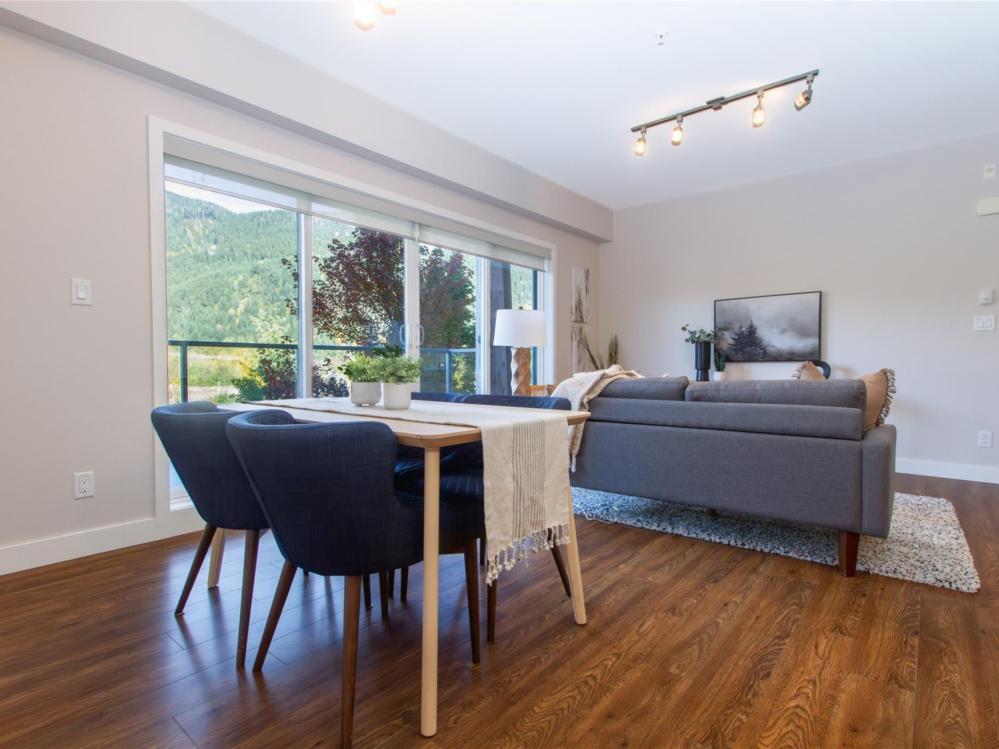 205-1025 Legacy Way image 7