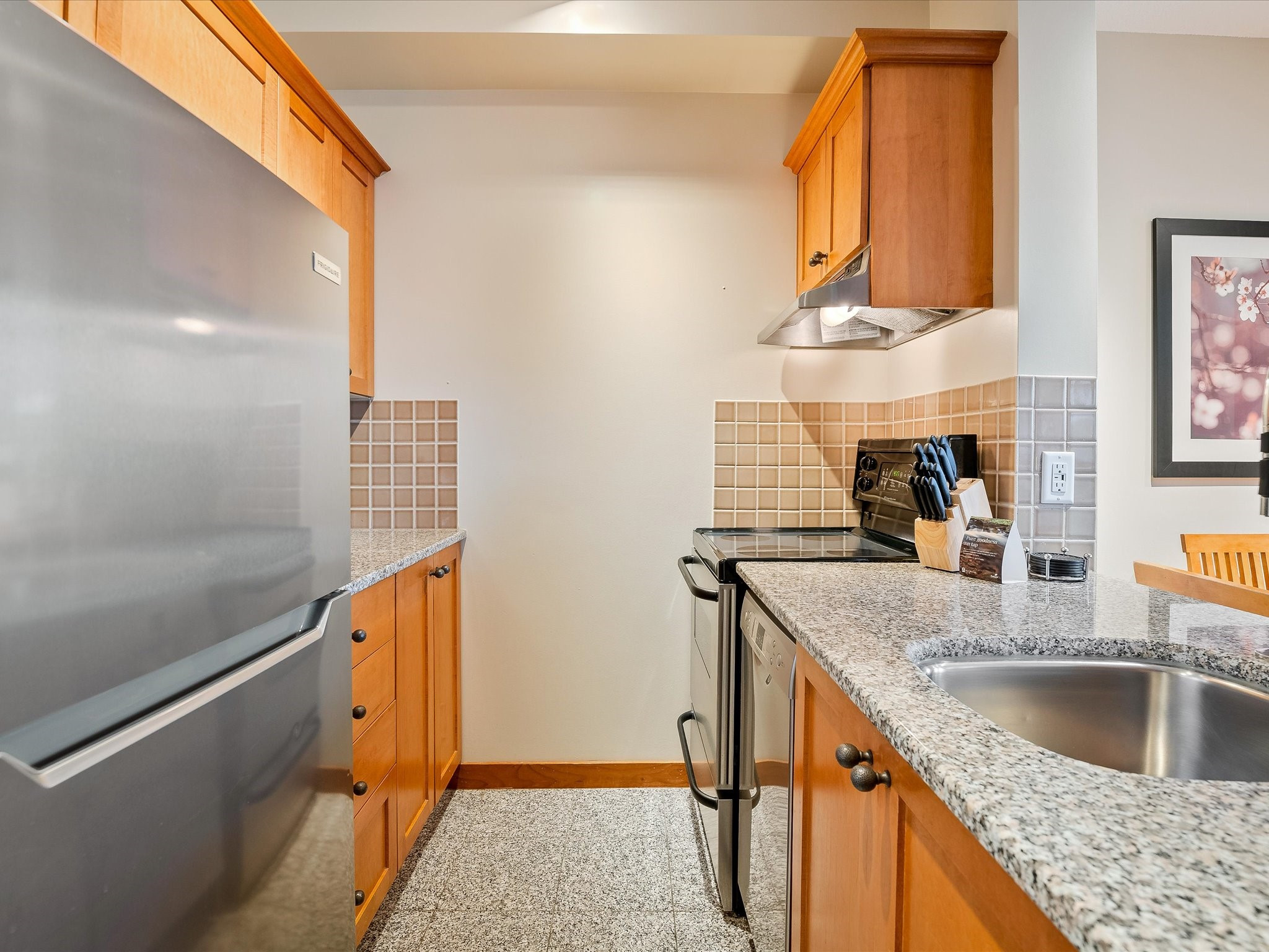 608-4320 Sundial Crescent image 12