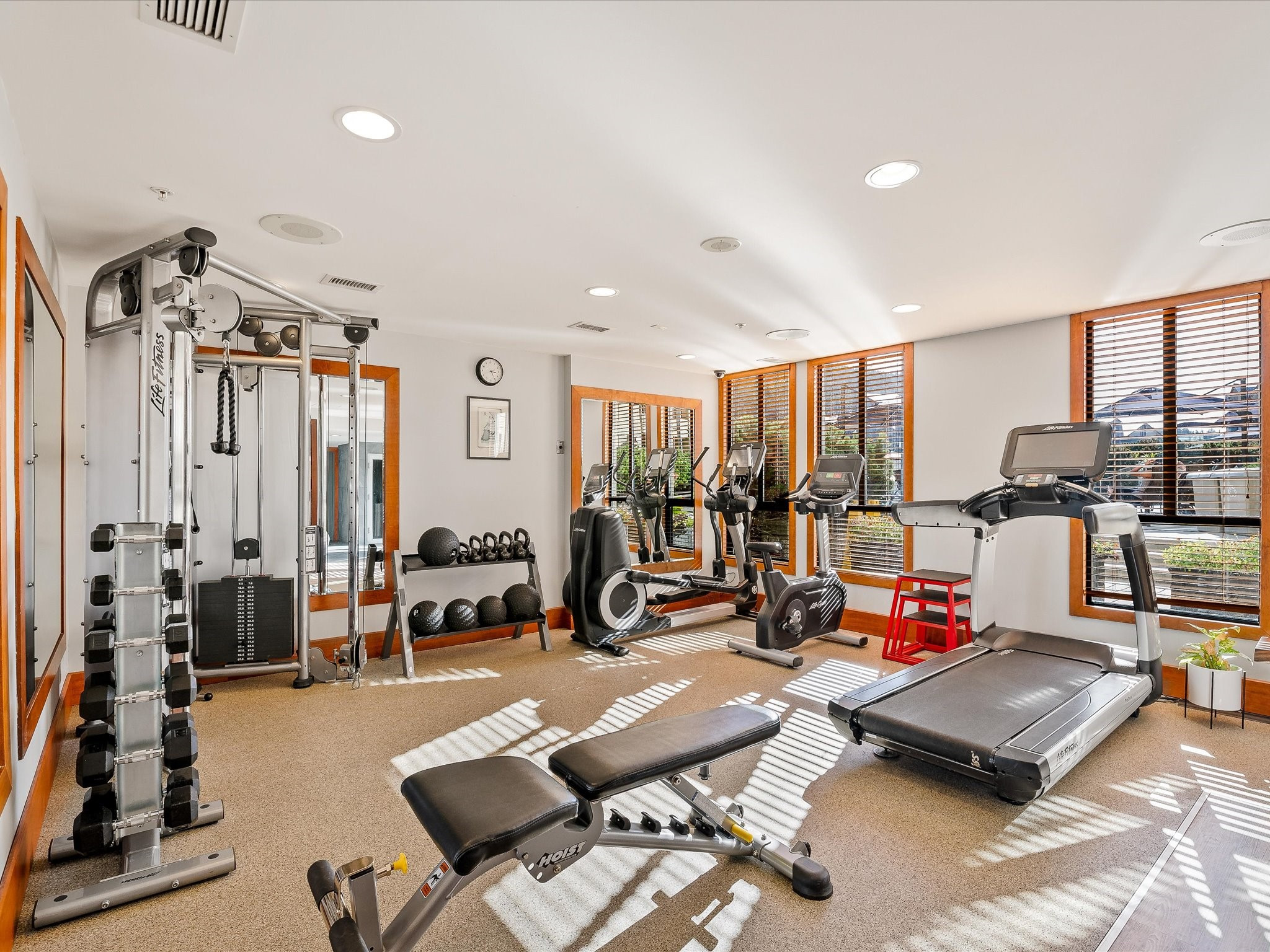 608-4320 Sundial Crescent image 20