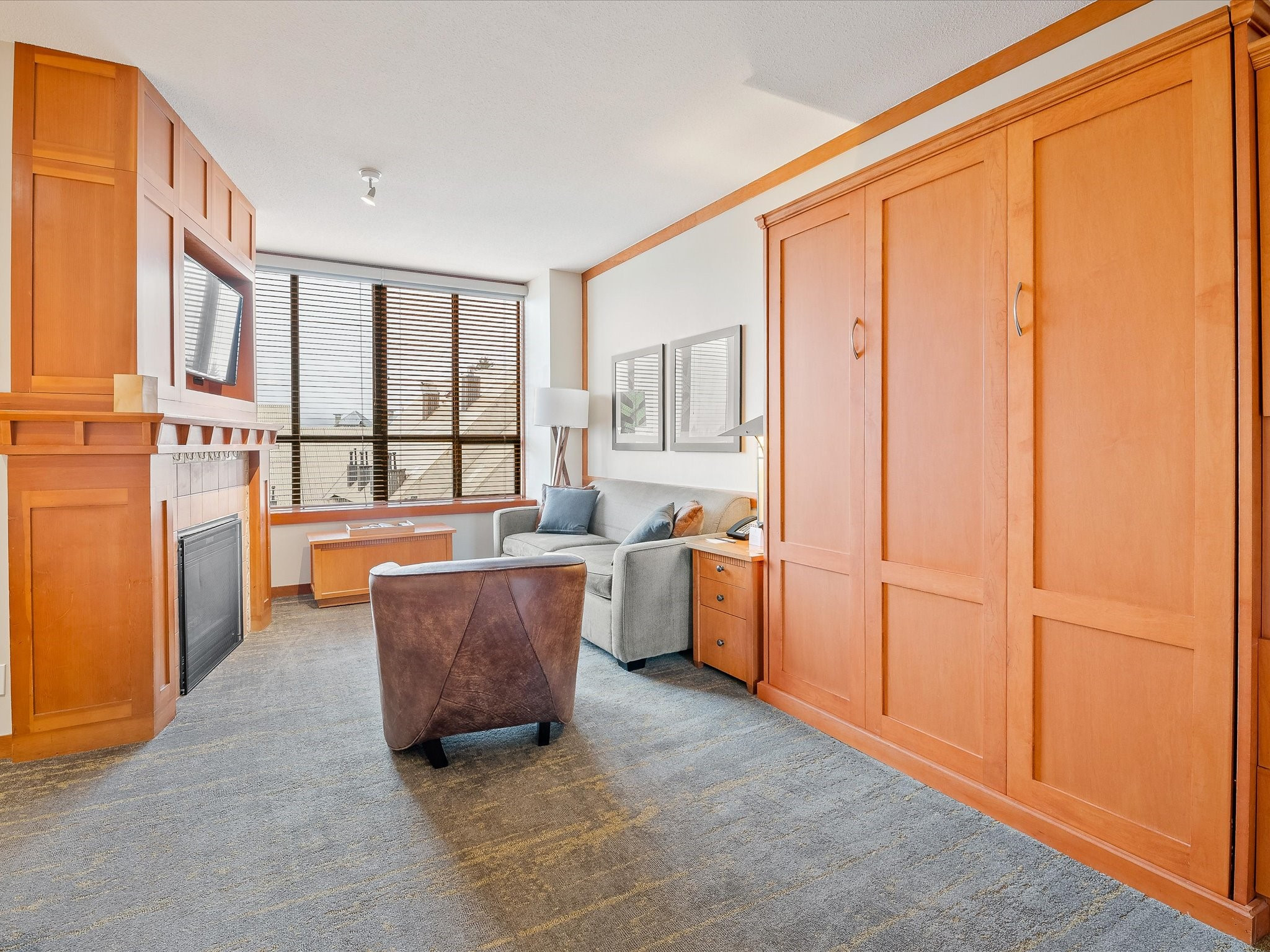 608-4320 Sundial Crescent image 3