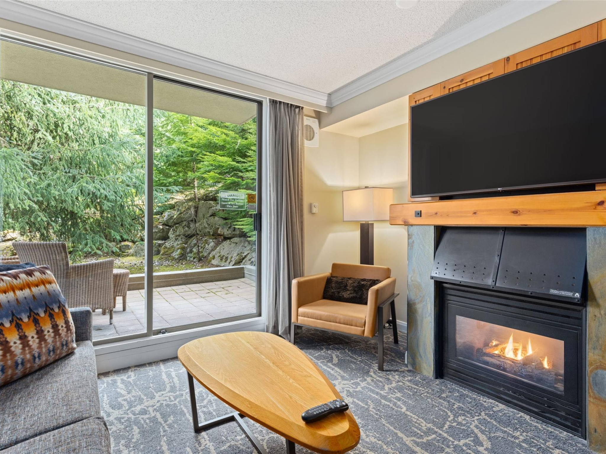 625-4090 Whistler Way image 17