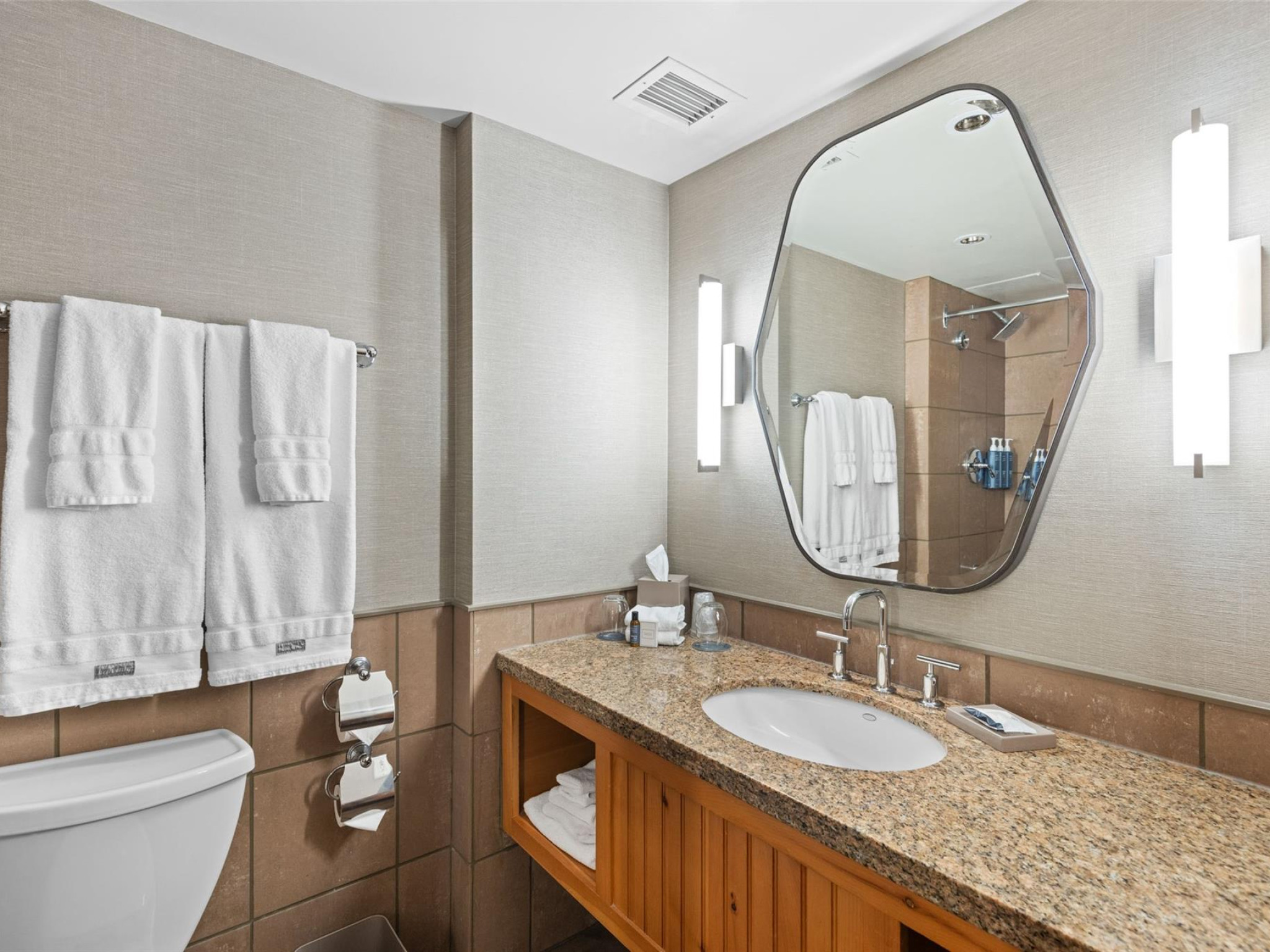 625-4090 Whistler Way image 25