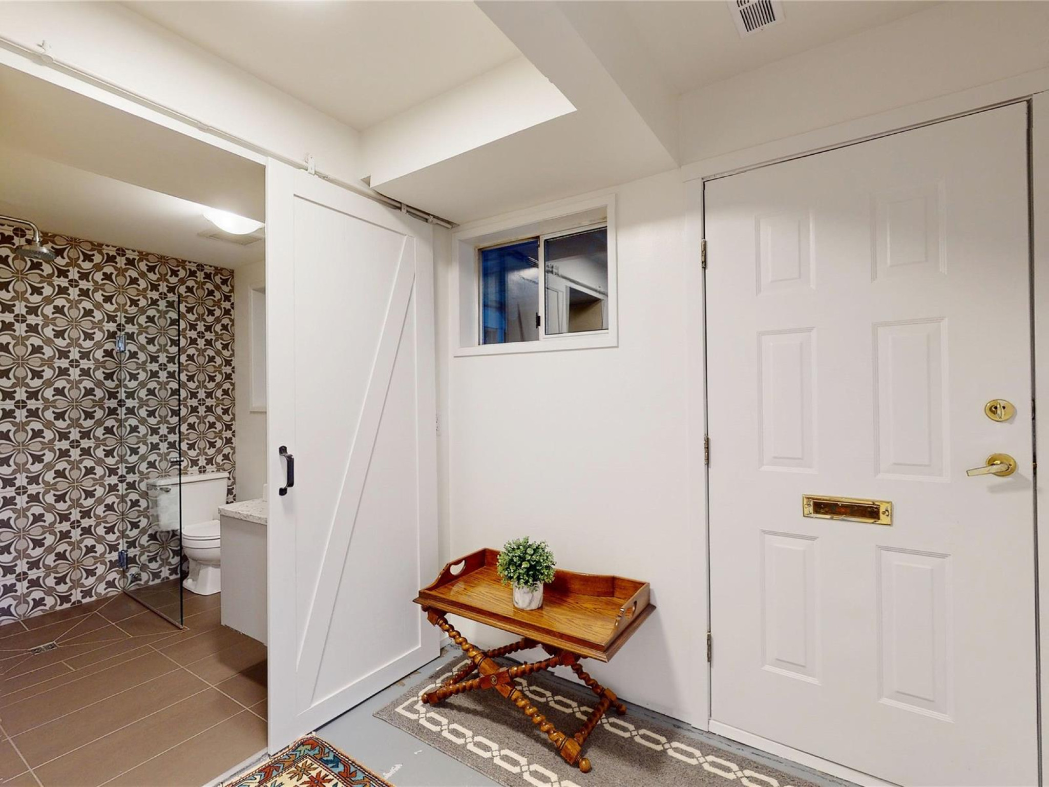 7389 Harrow Road image 21