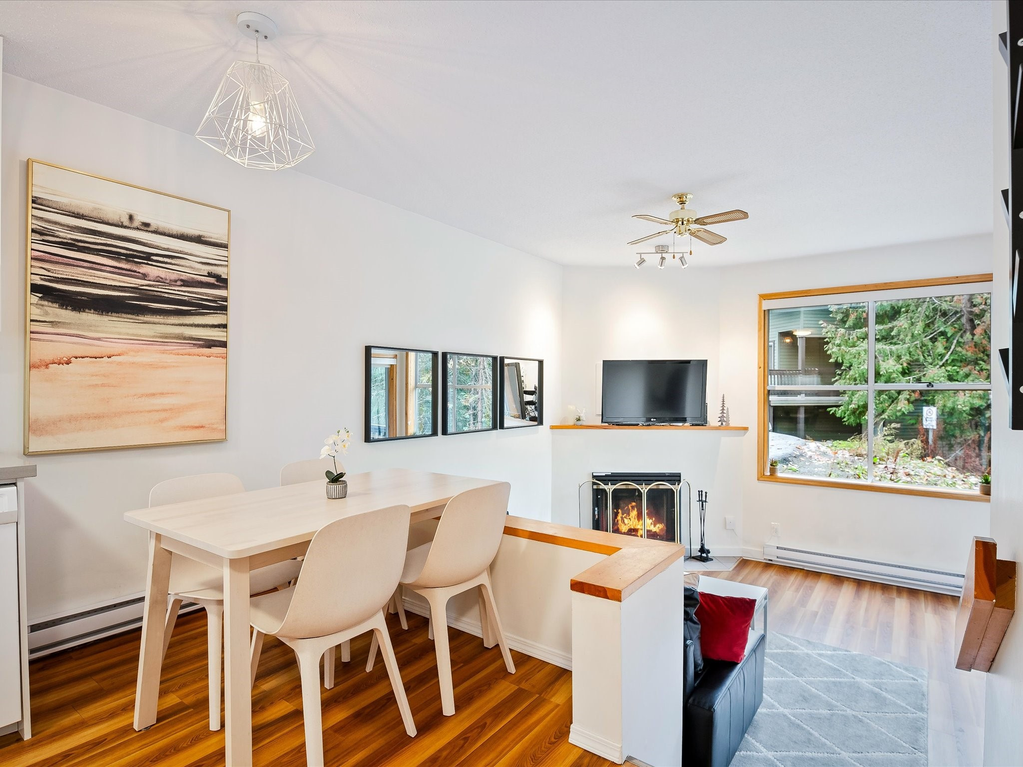 1-2213 Marmot Place image 1