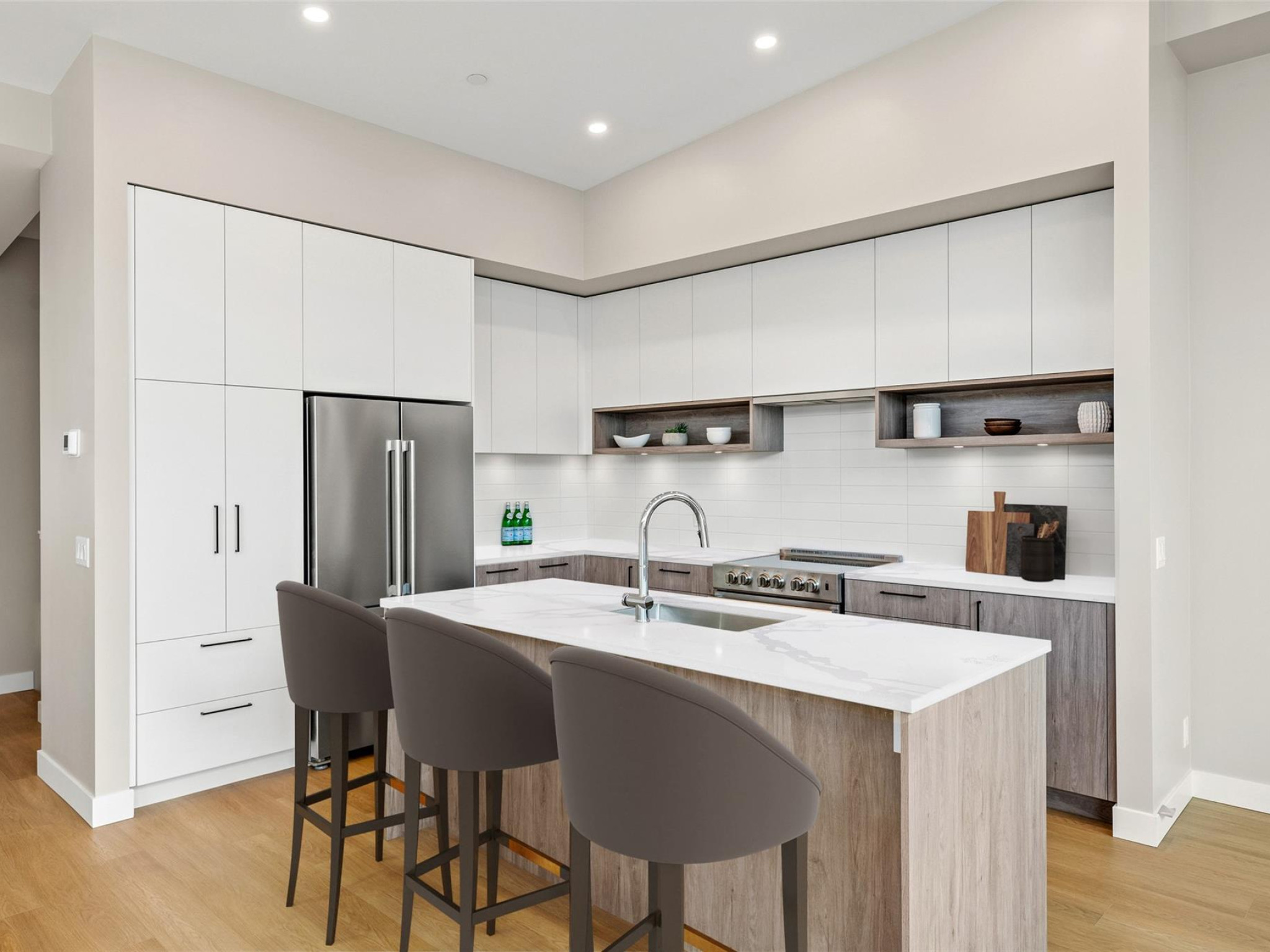 29-4000 Sunstone Way image 12