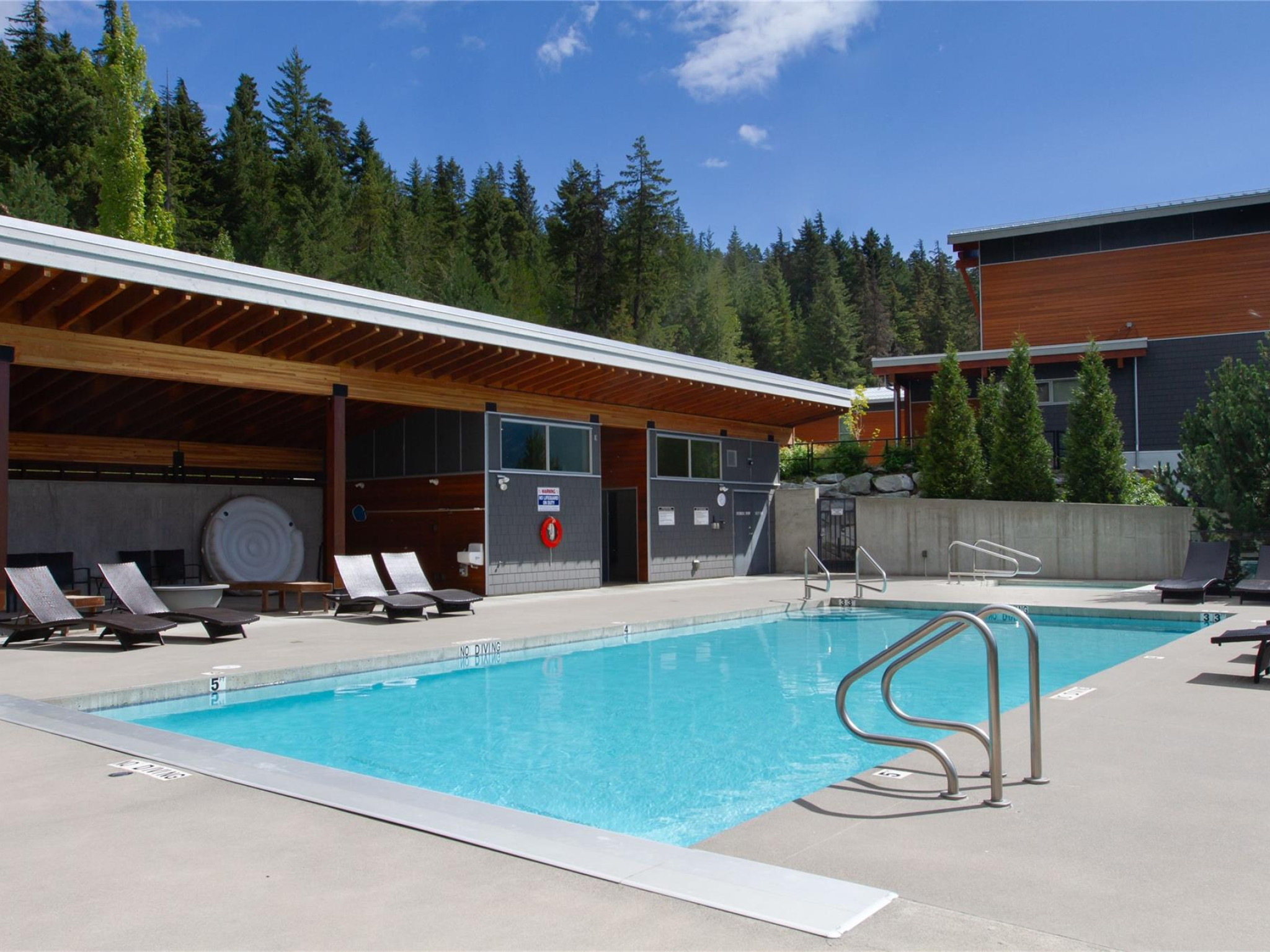 8566 Ashleigh Mclvor Drive image 6