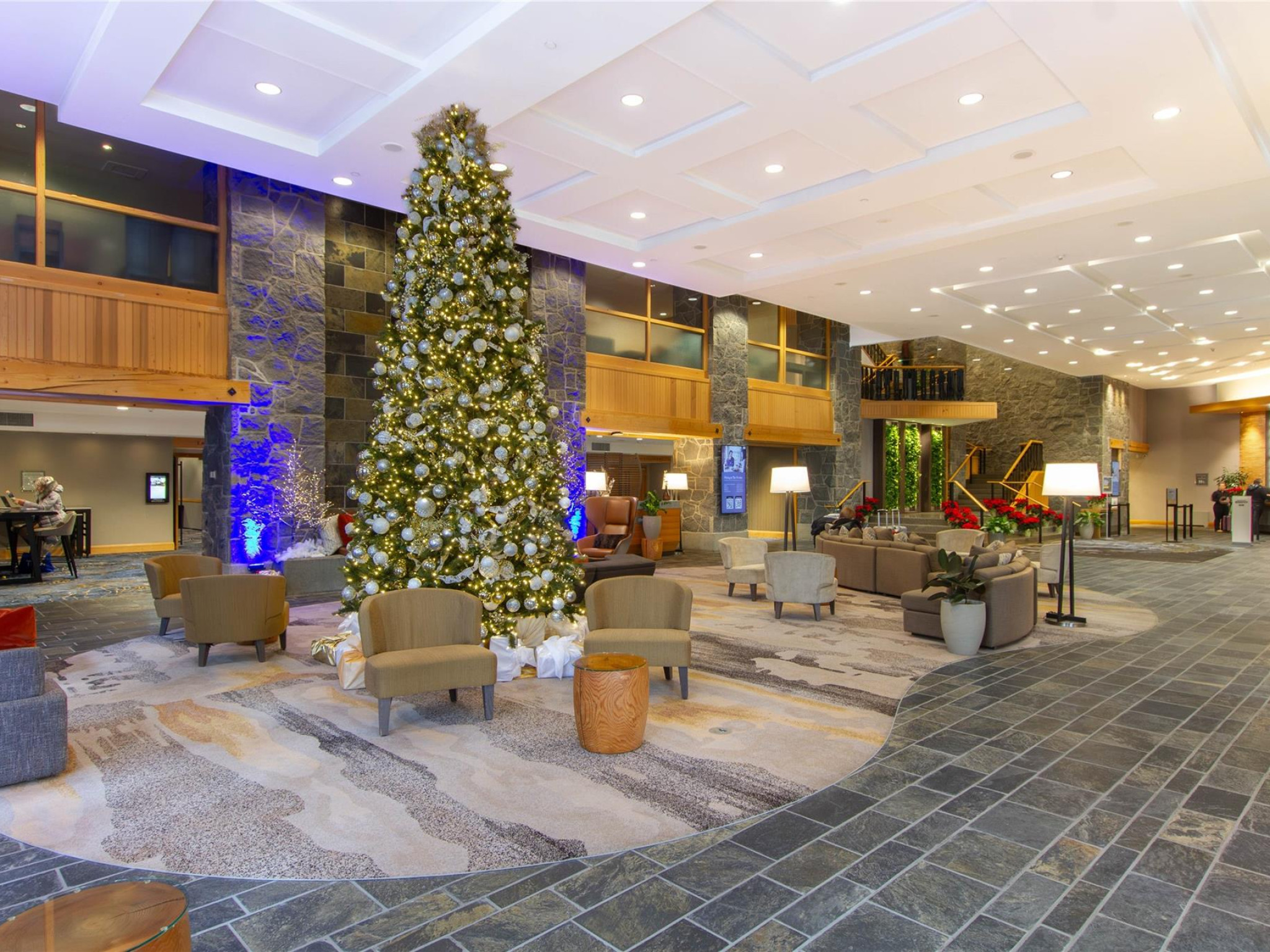 418-4090 Whistler Way image 1