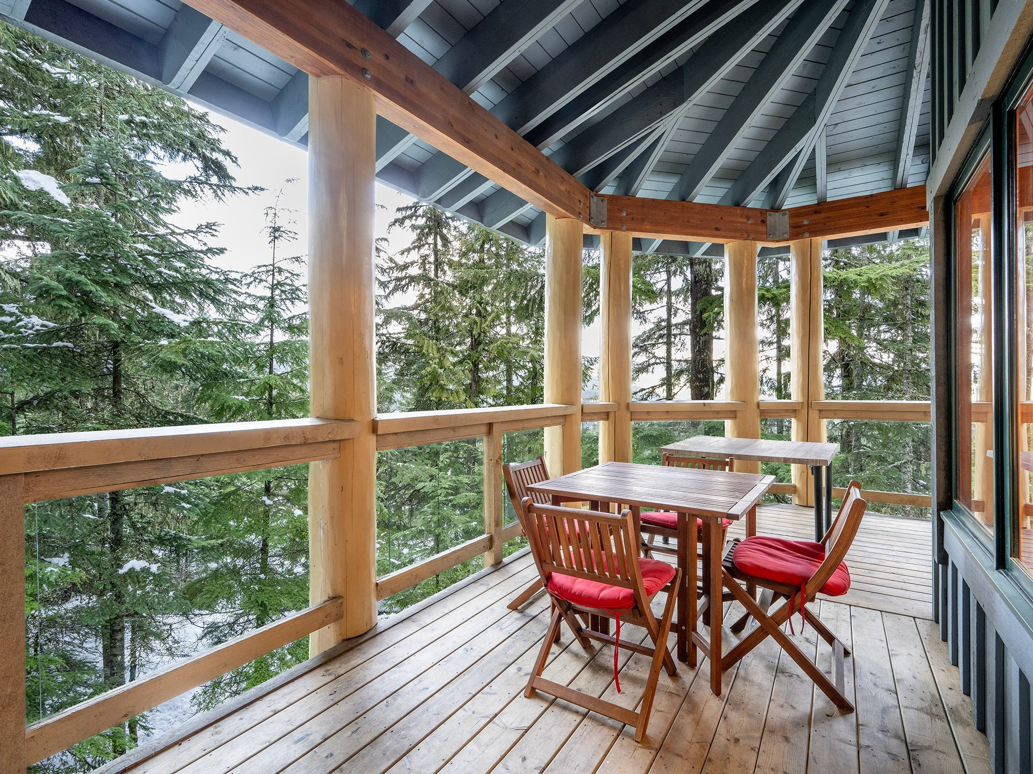 3-2250 Nordic Drive image 4