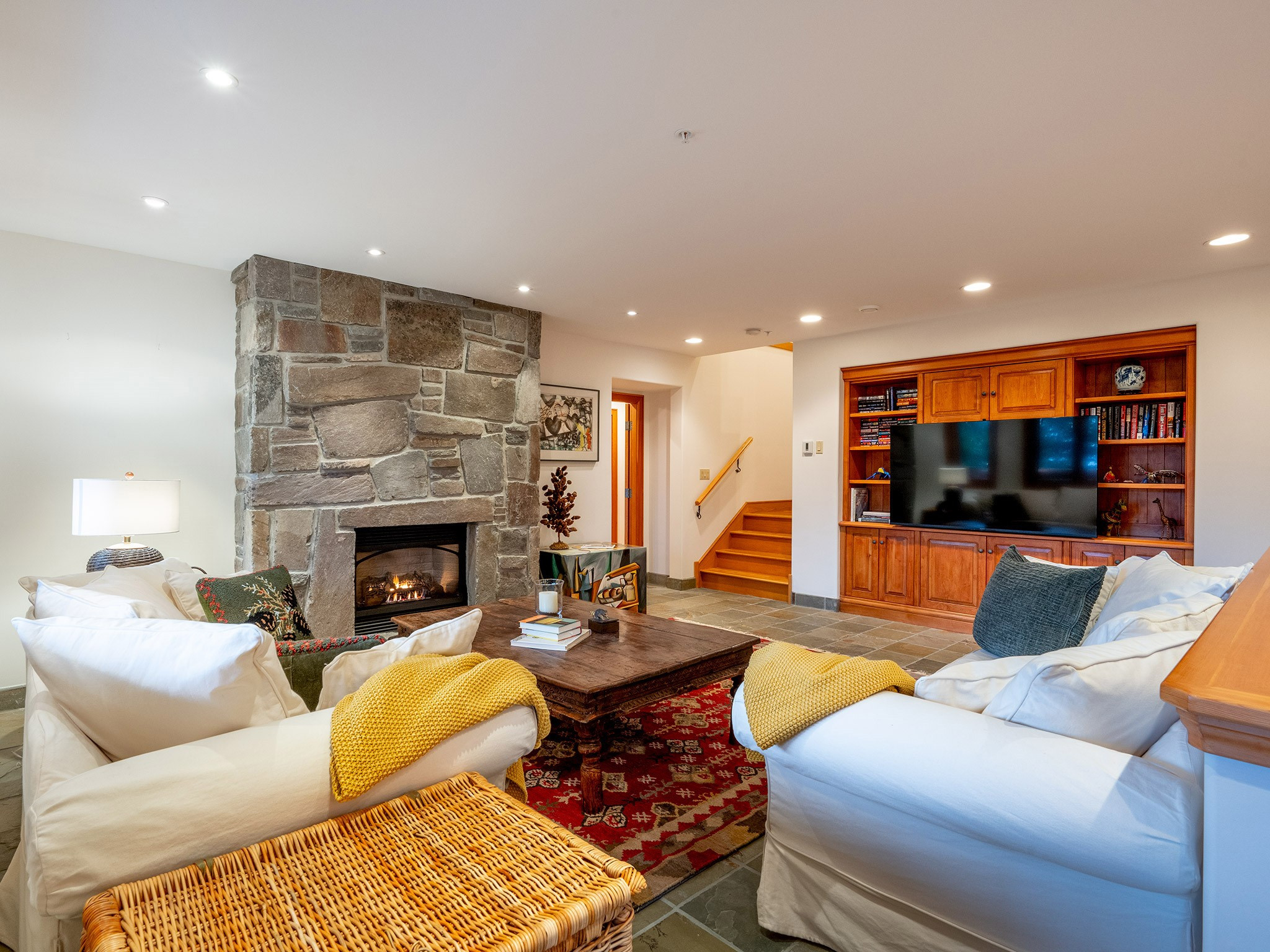 3826 Sunridge Drive image 21