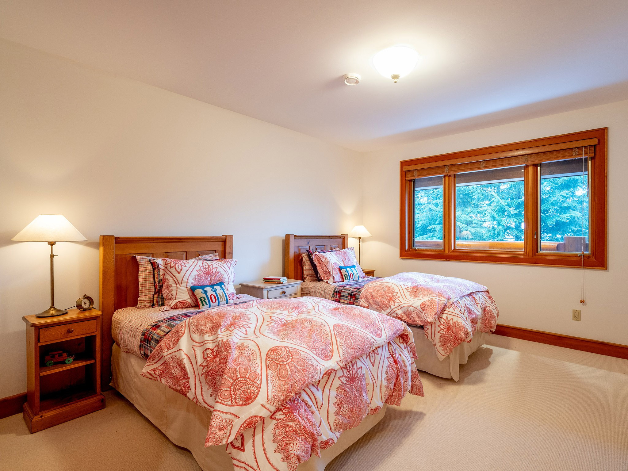 3826 Sunridge Drive image 25