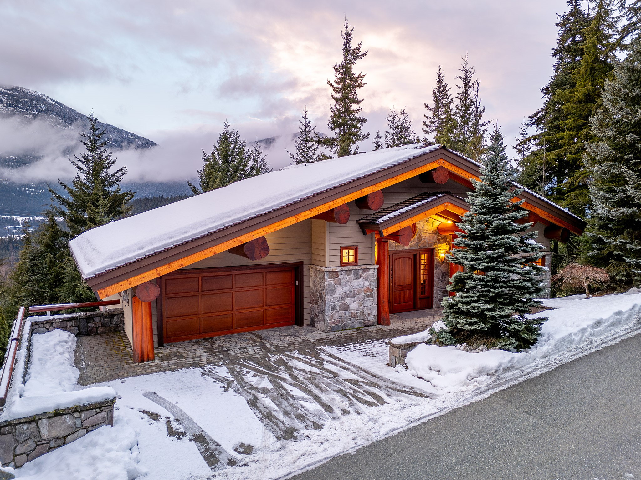 3826 Sunridge Drive image 38