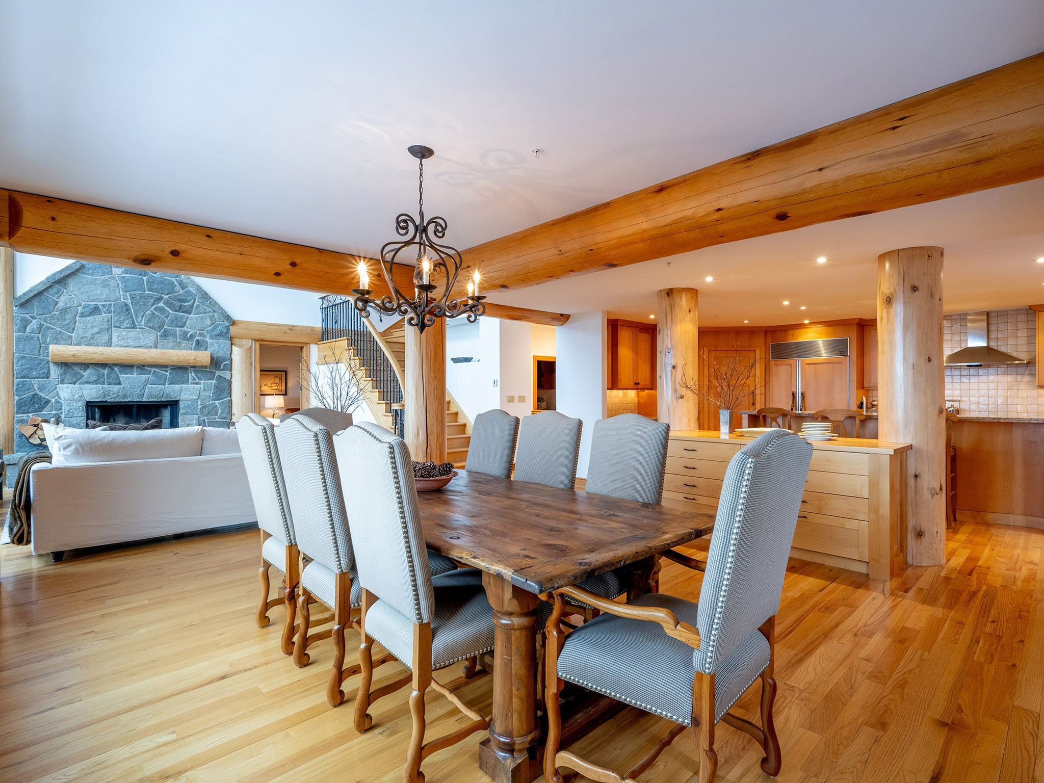 3826 Sunridge Drive image 6