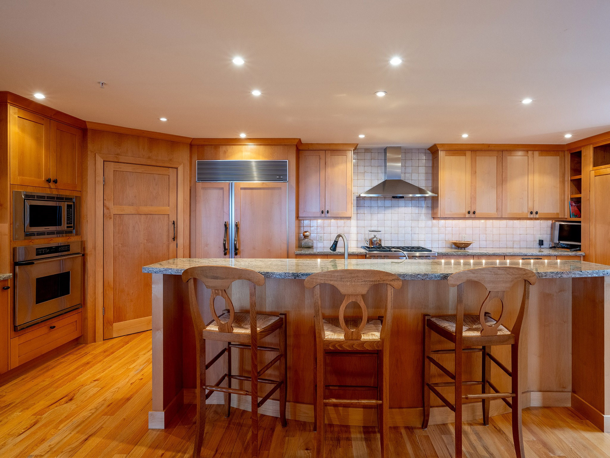 3826 Sunridge Drive image 8