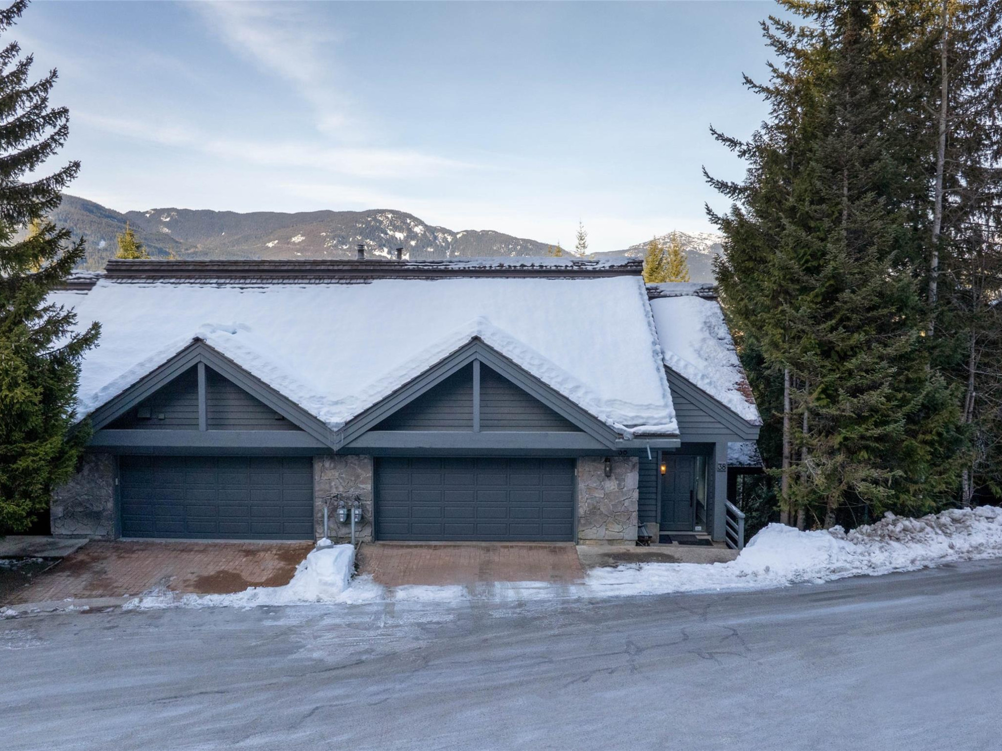 38-4150 Tantalus Drive image 25