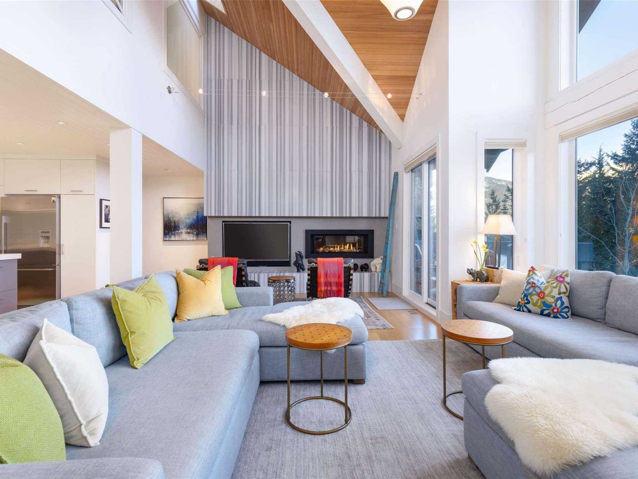 38-4150 Tantalus Drive image 3