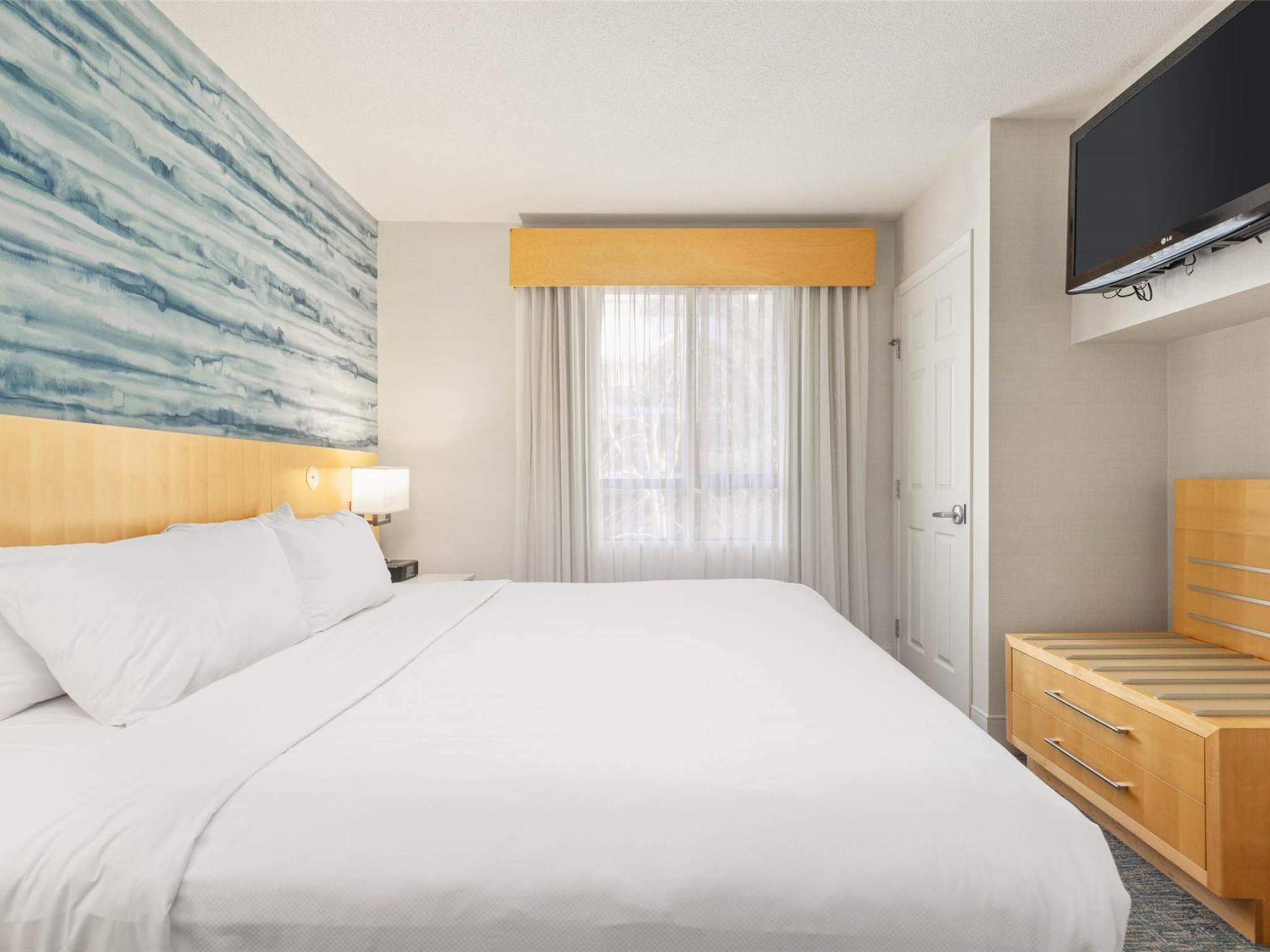 1330-4308 Main Street image 7