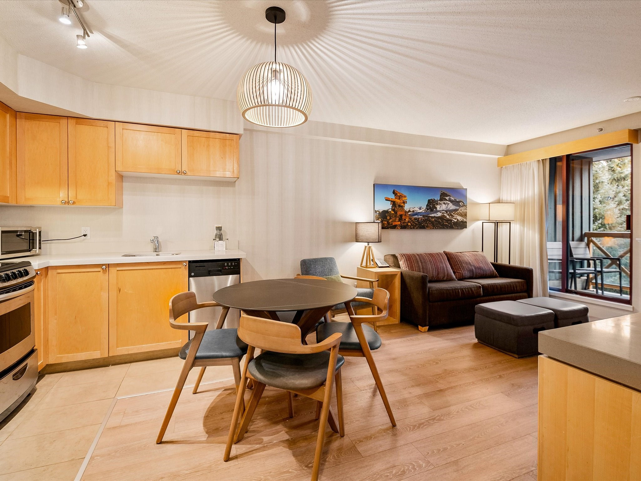 2315-4308 Main Street image 9