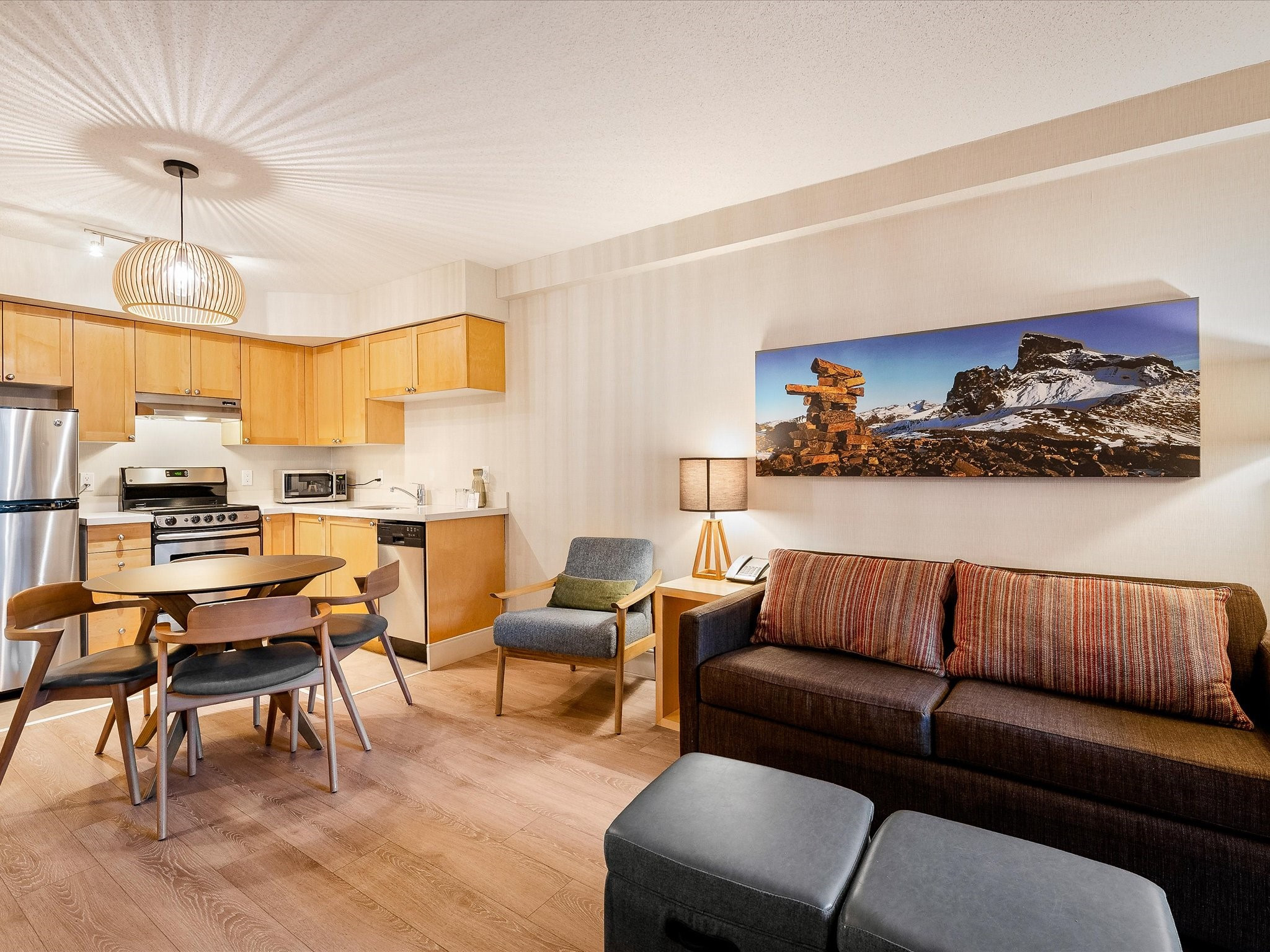 2315-4308 Main Street image 1