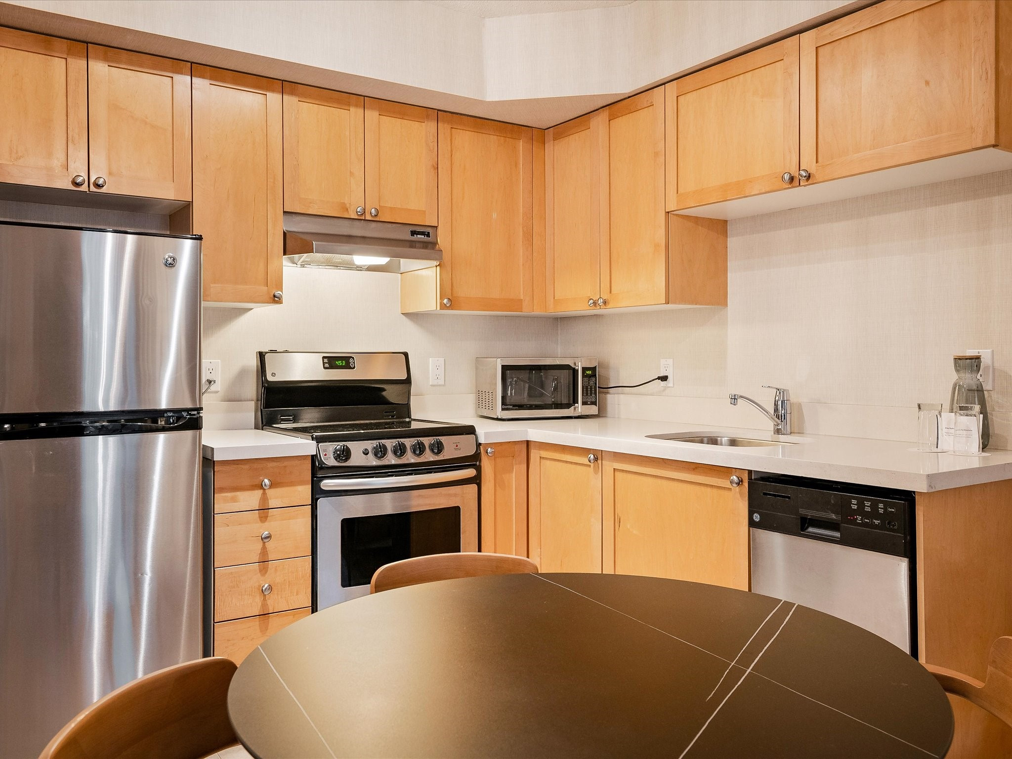 2315-4308 Main Street image 7