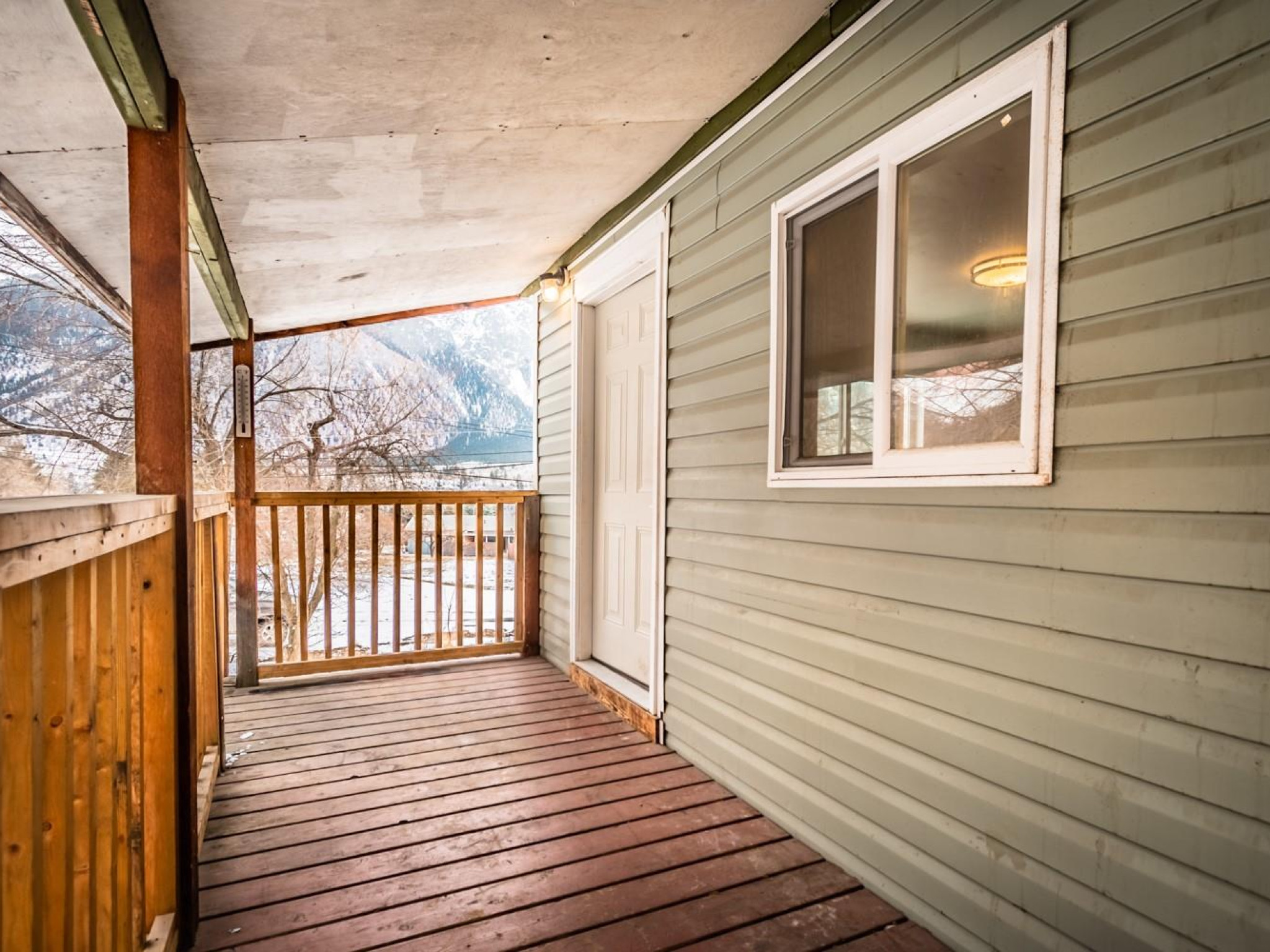 771 Foster Drive image 16