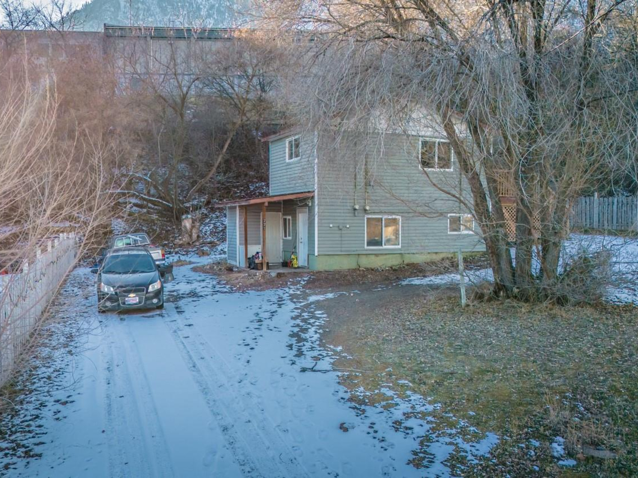 771 Foster Drive image 36