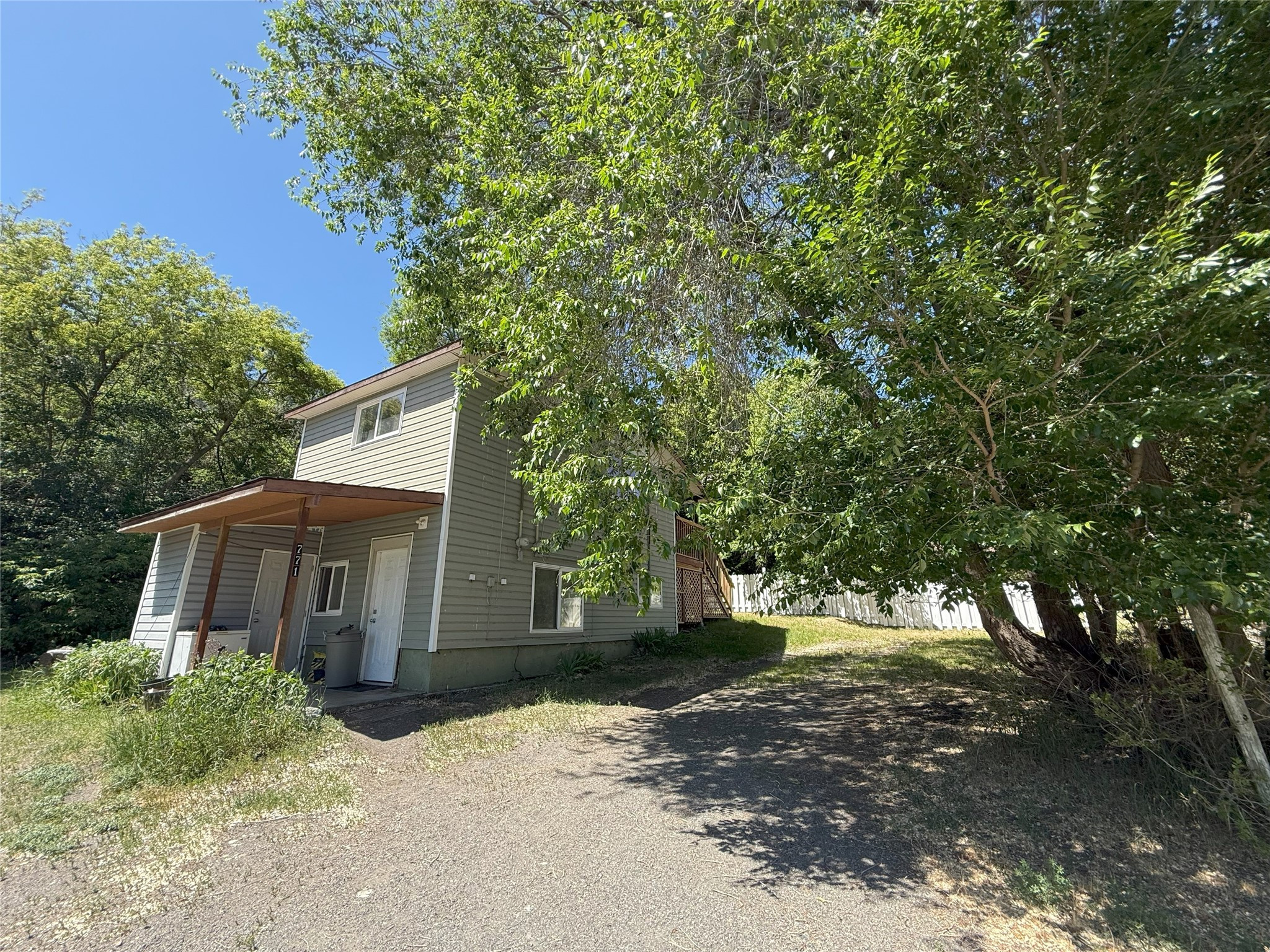 771 Foster Drive image 33