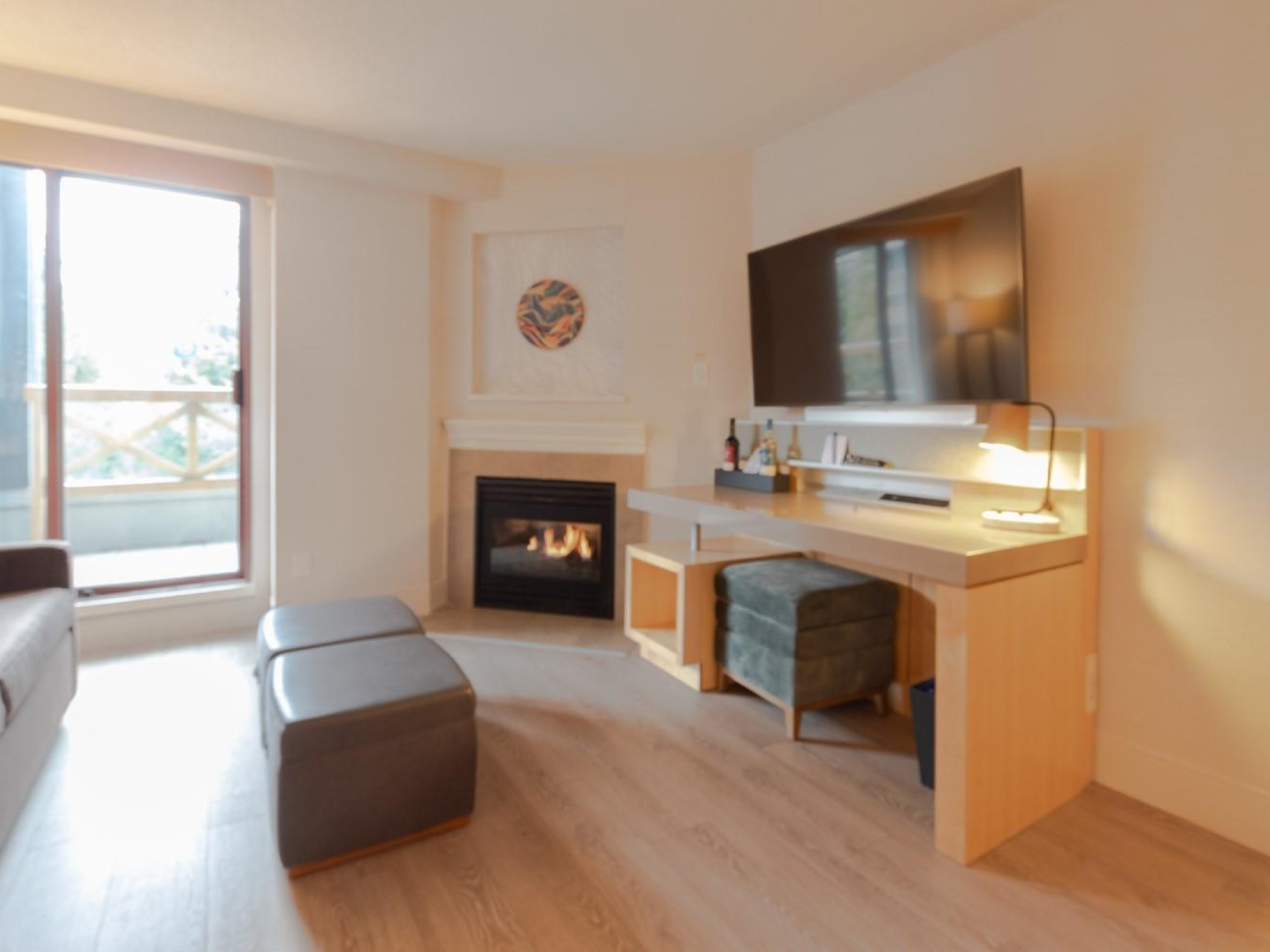 1461/1463-4308 Main Street image 1