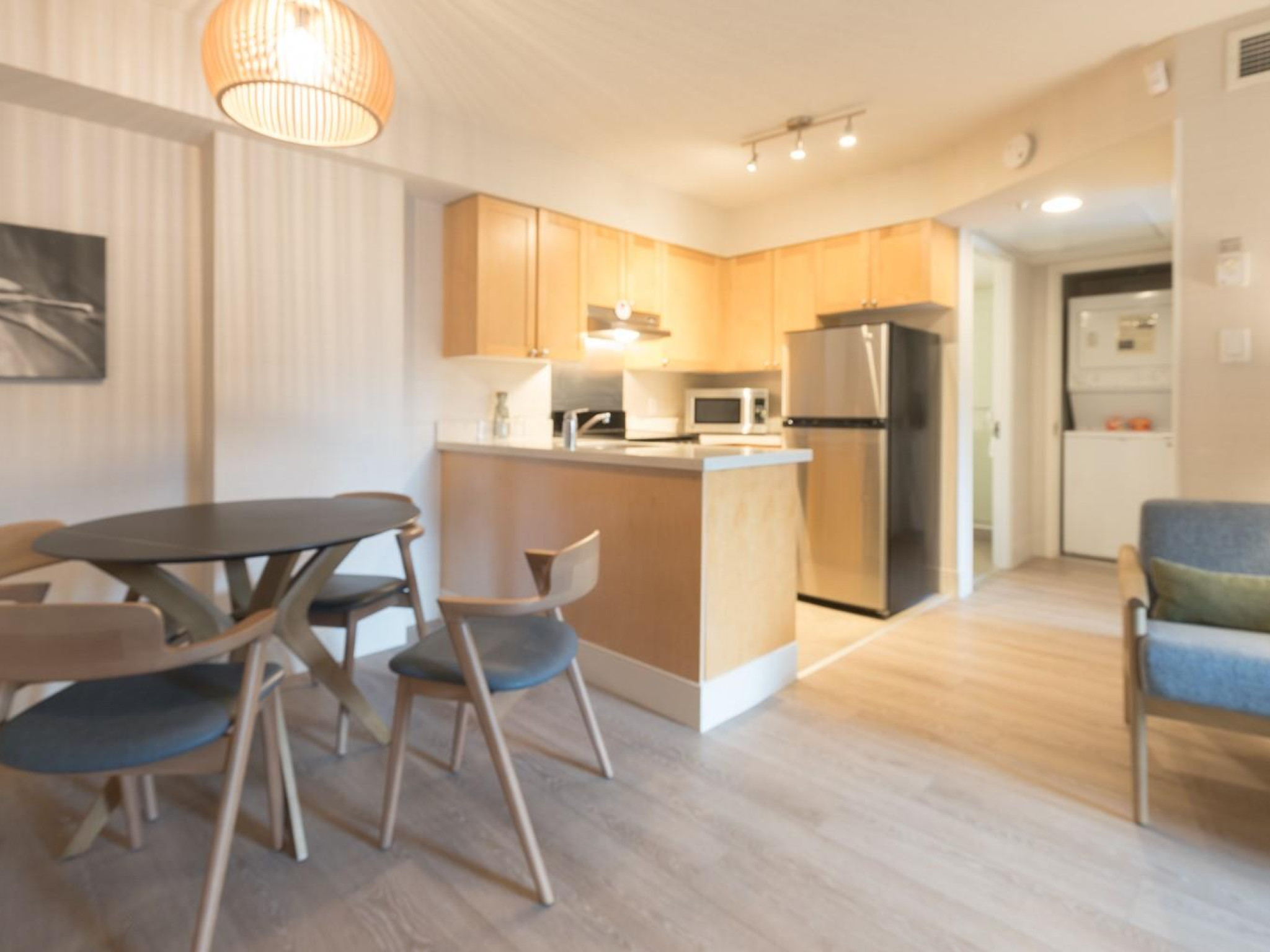 1461/1463-4308 Main Street image 7