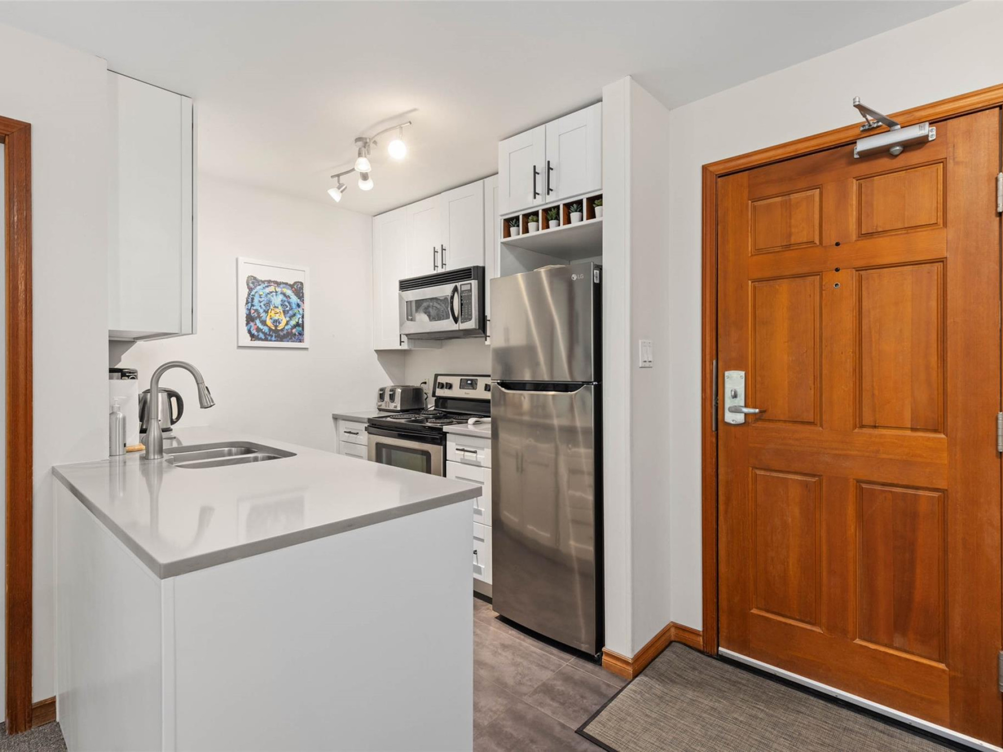 419-4800 Spearhead Drive image 9