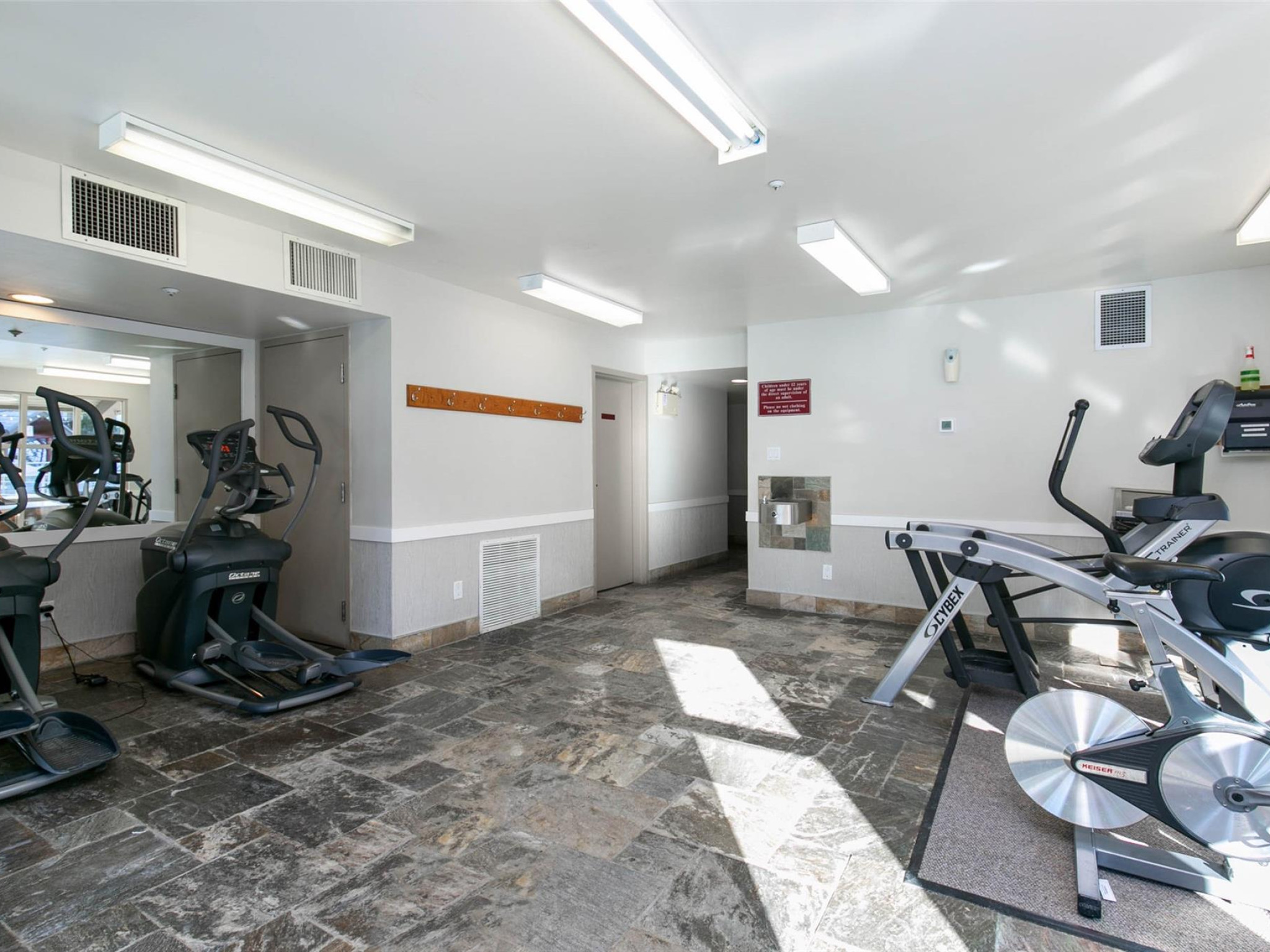 419-4800 Spearhead Drive image 23