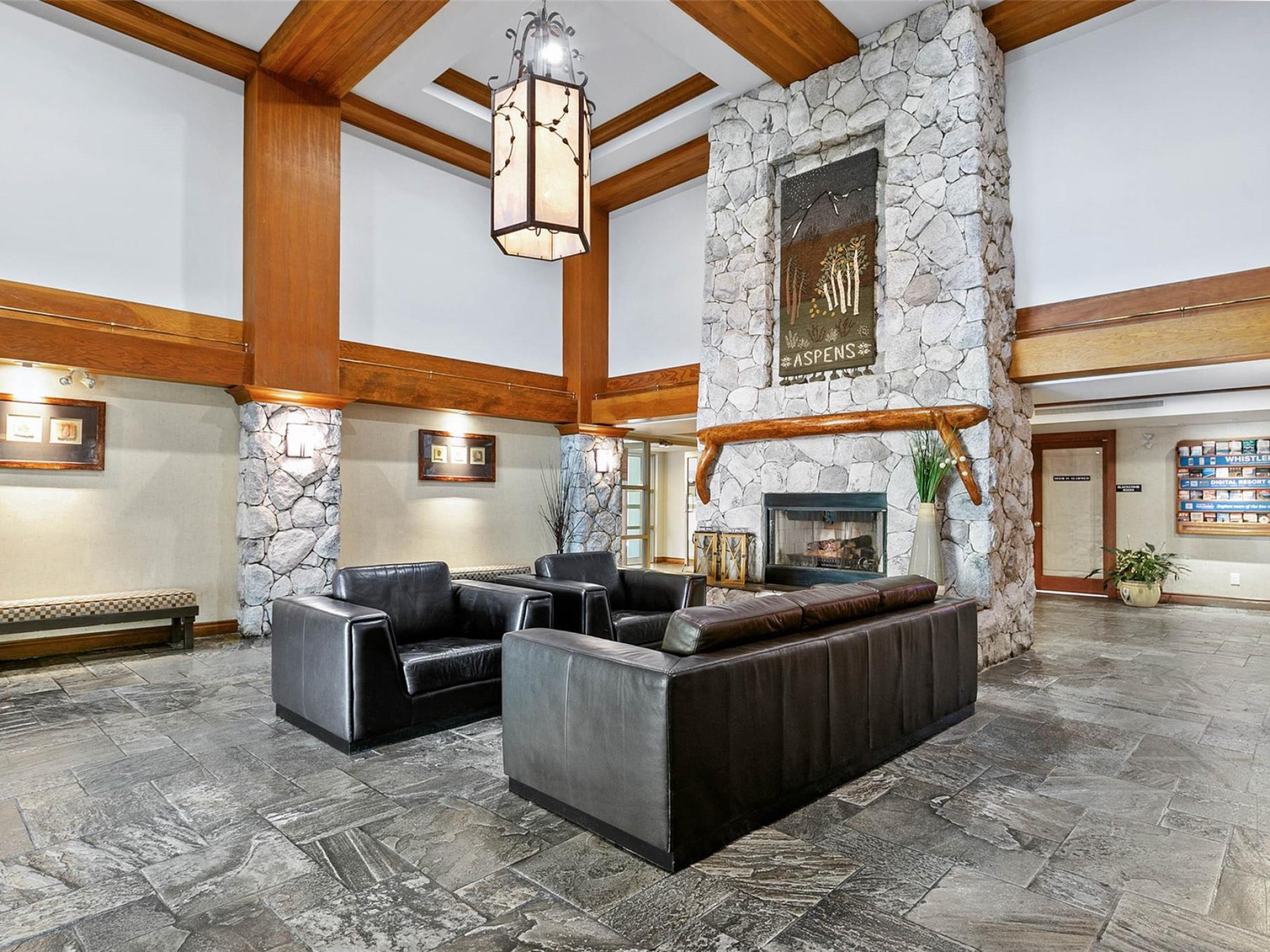 419-4800 Spearhead Drive image 24