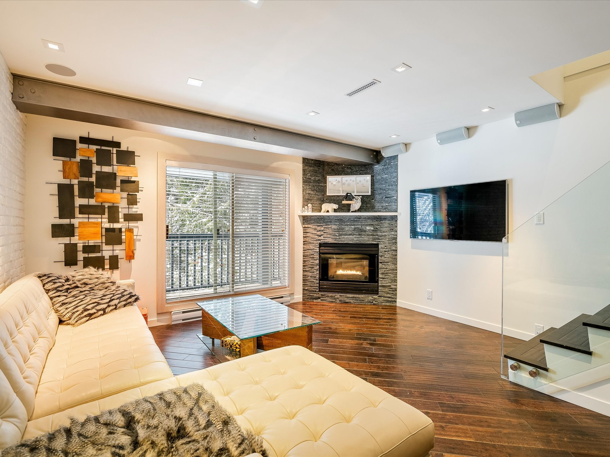 4-3102 Panorama Ridge image 0