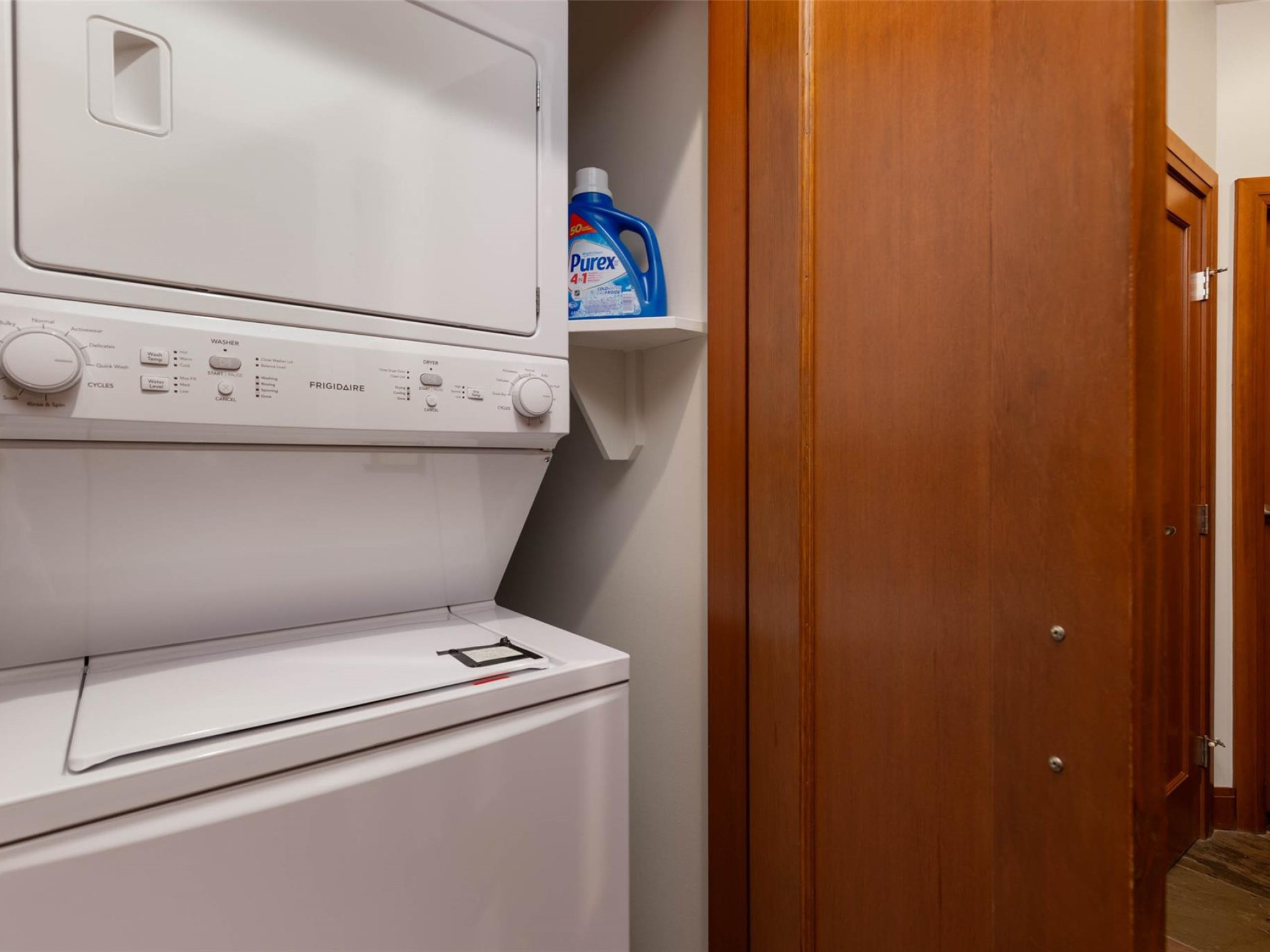 B-4847 Casabella Crescent image 20