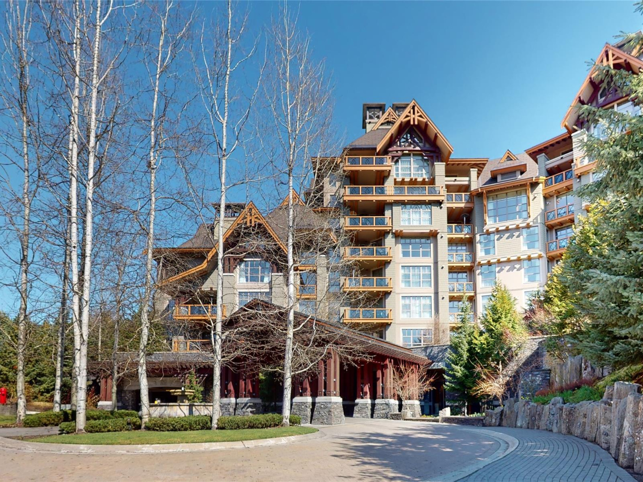 21-4617 Blackcomb Way image 1