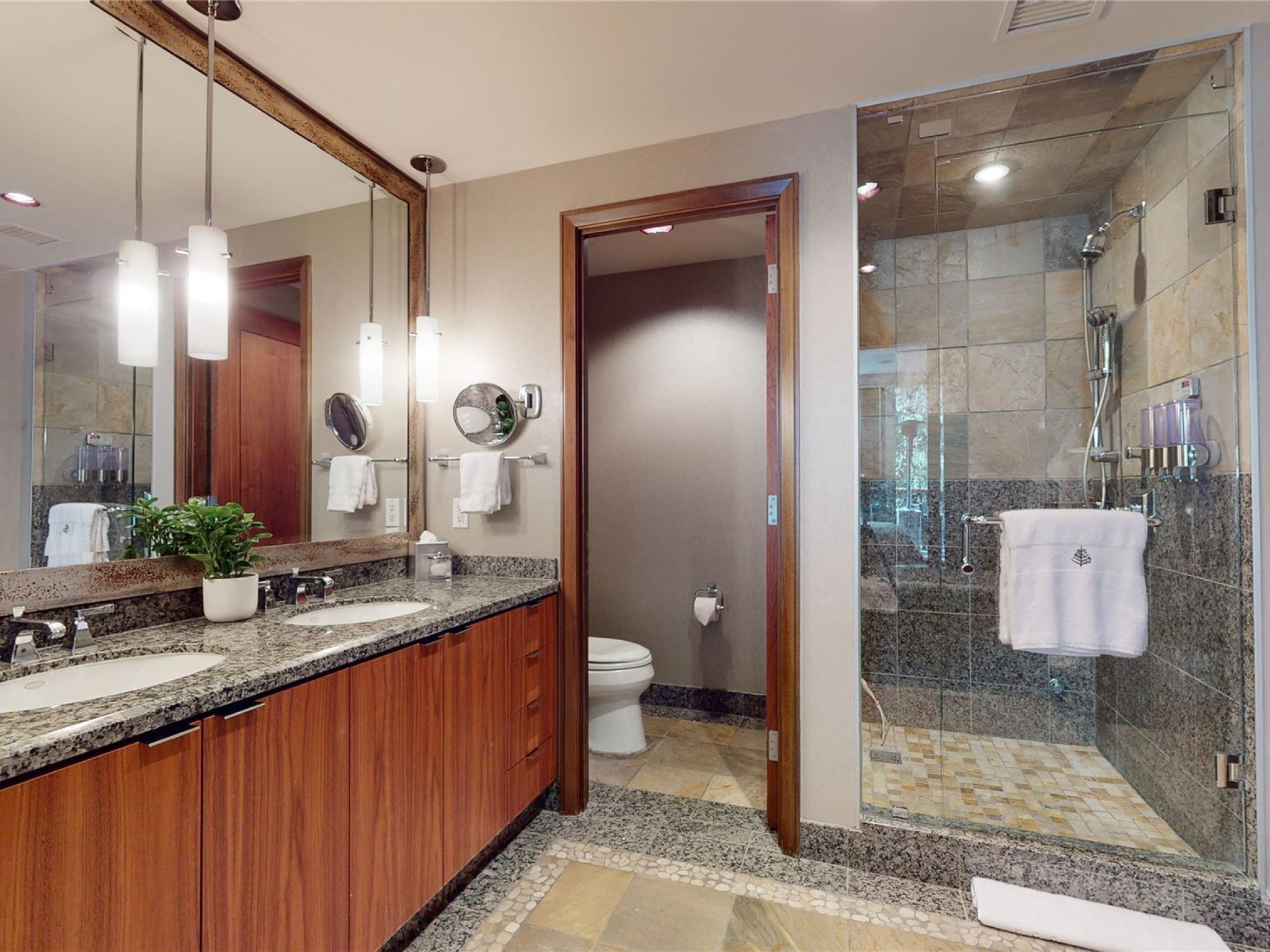 21-4617 Blackcomb Way image 19