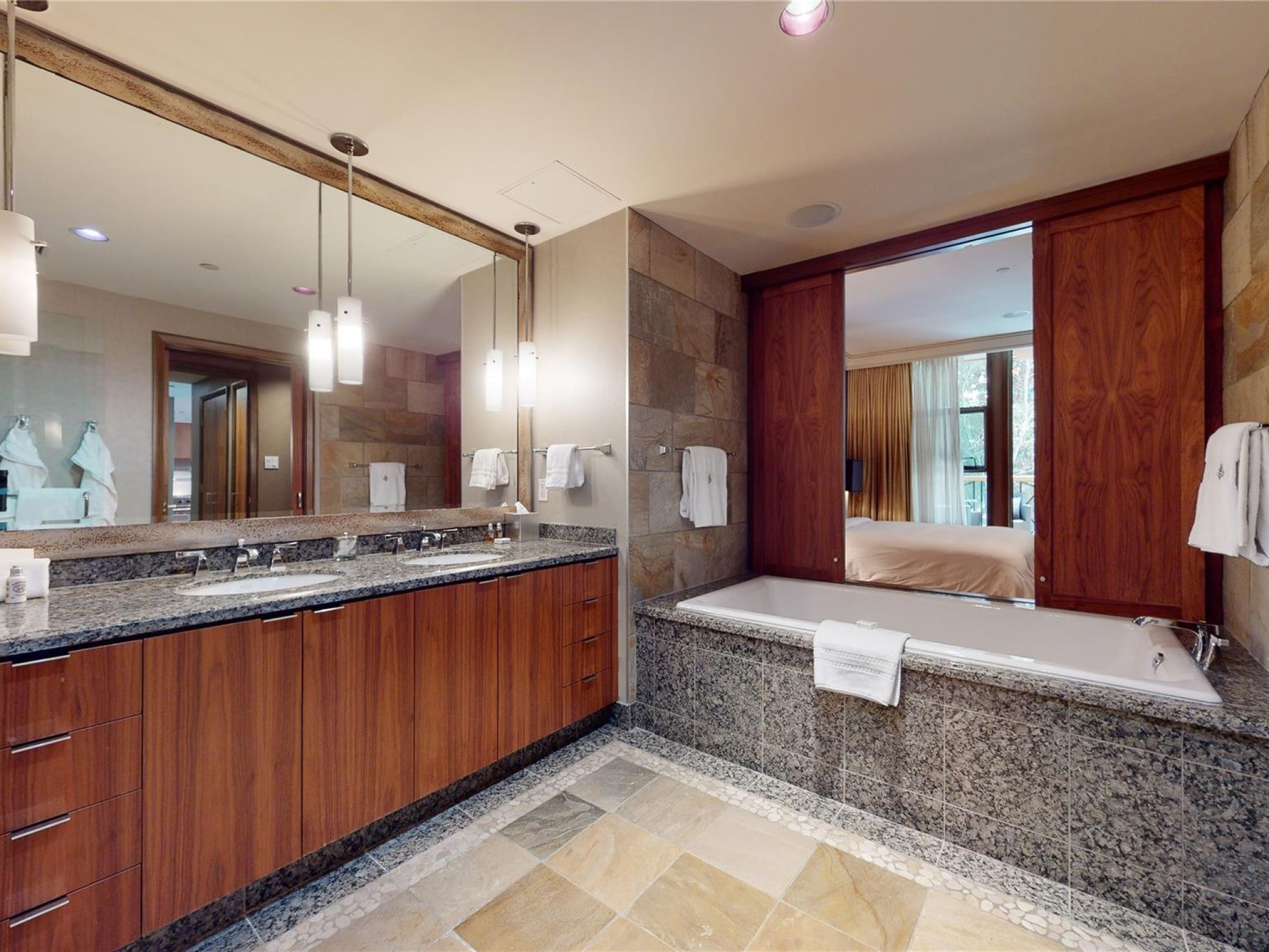 21-4617 Blackcomb Way image 22