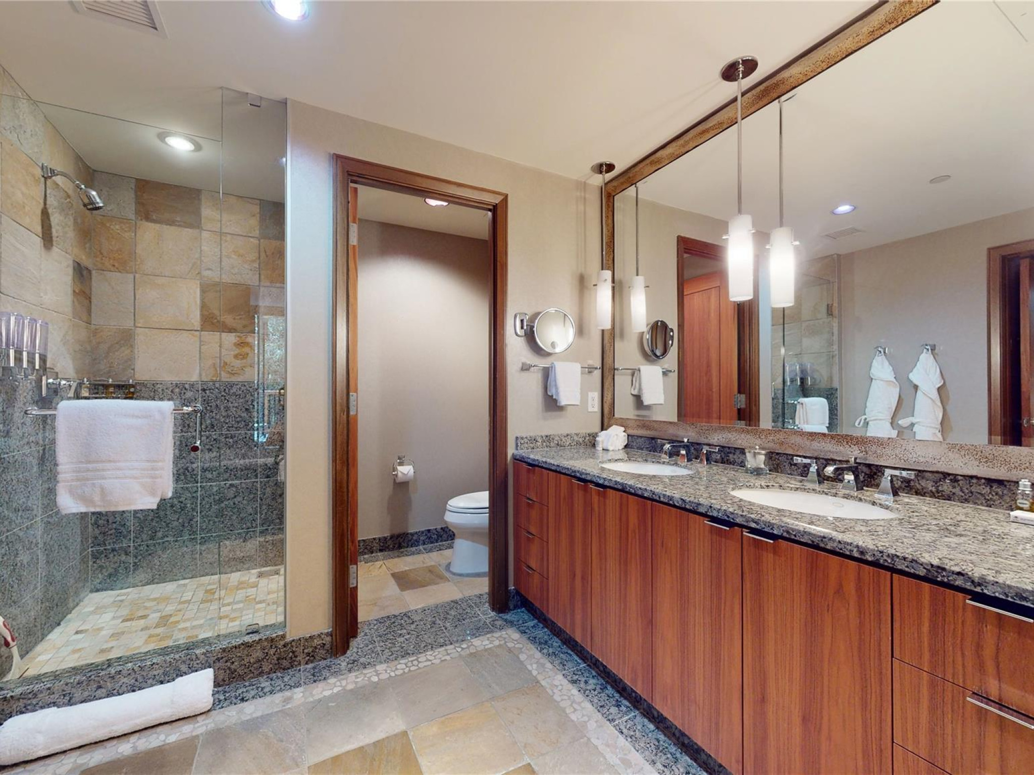 21-4617 Blackcomb Way image 23