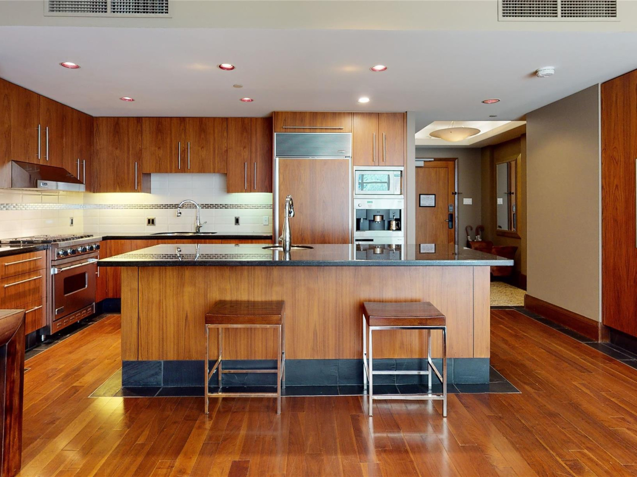 21-4617 Blackcomb Way image 7