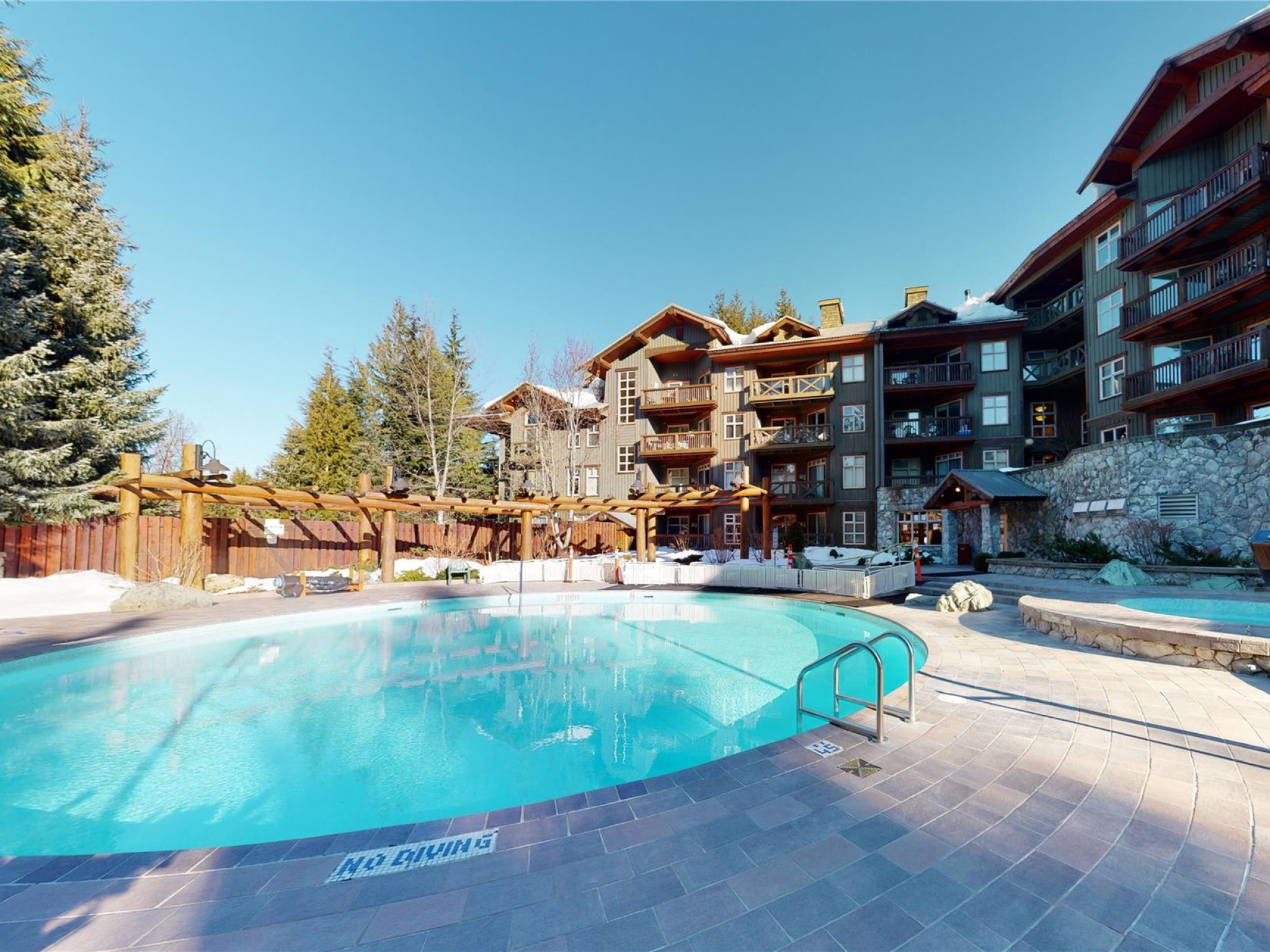 421-4660 Blackcomb Way image 29