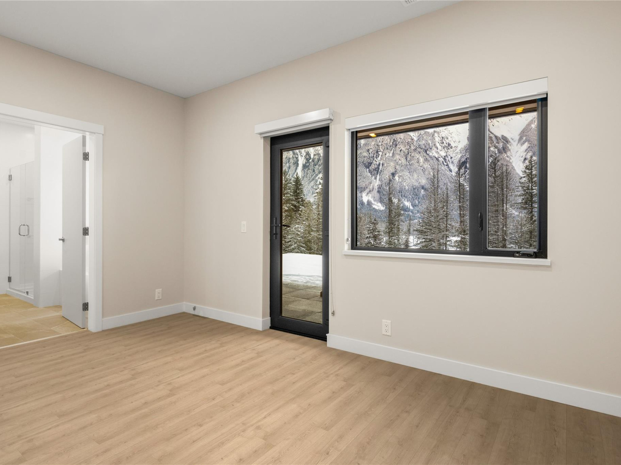 25-4000 Sunstone Way image 22