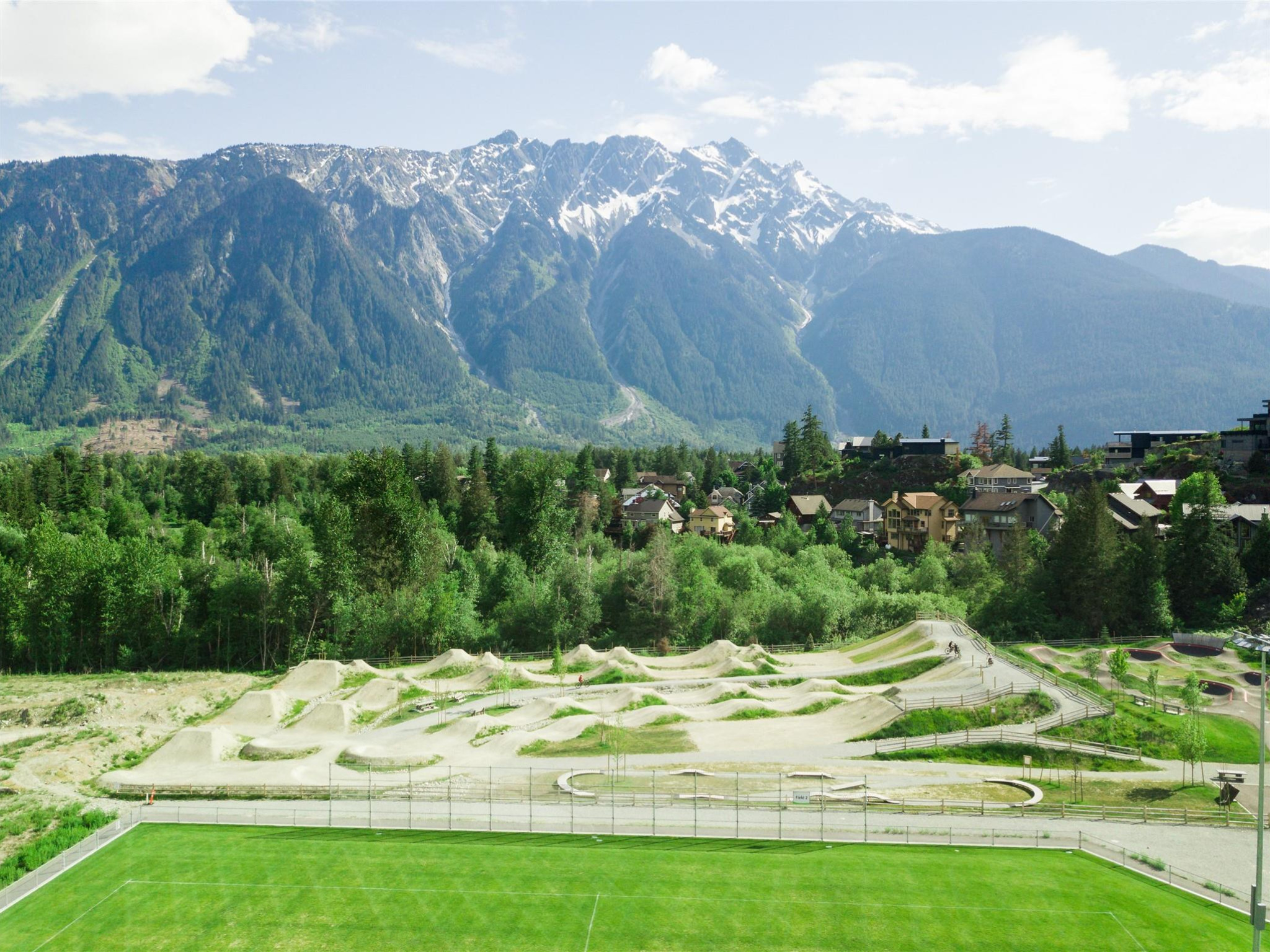 25-4000 Sunstone Way image 28