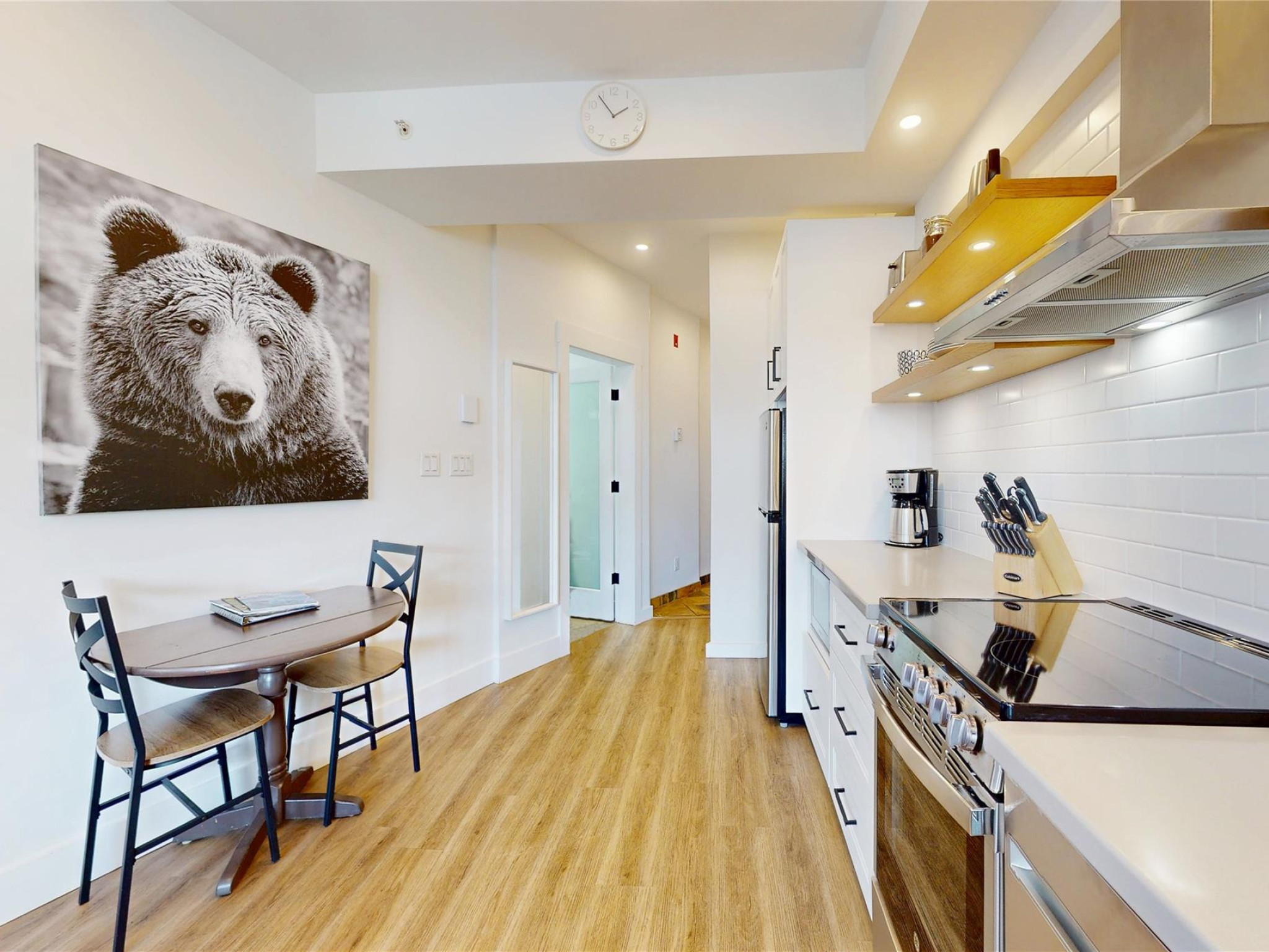 320-4368 Main Street image 11