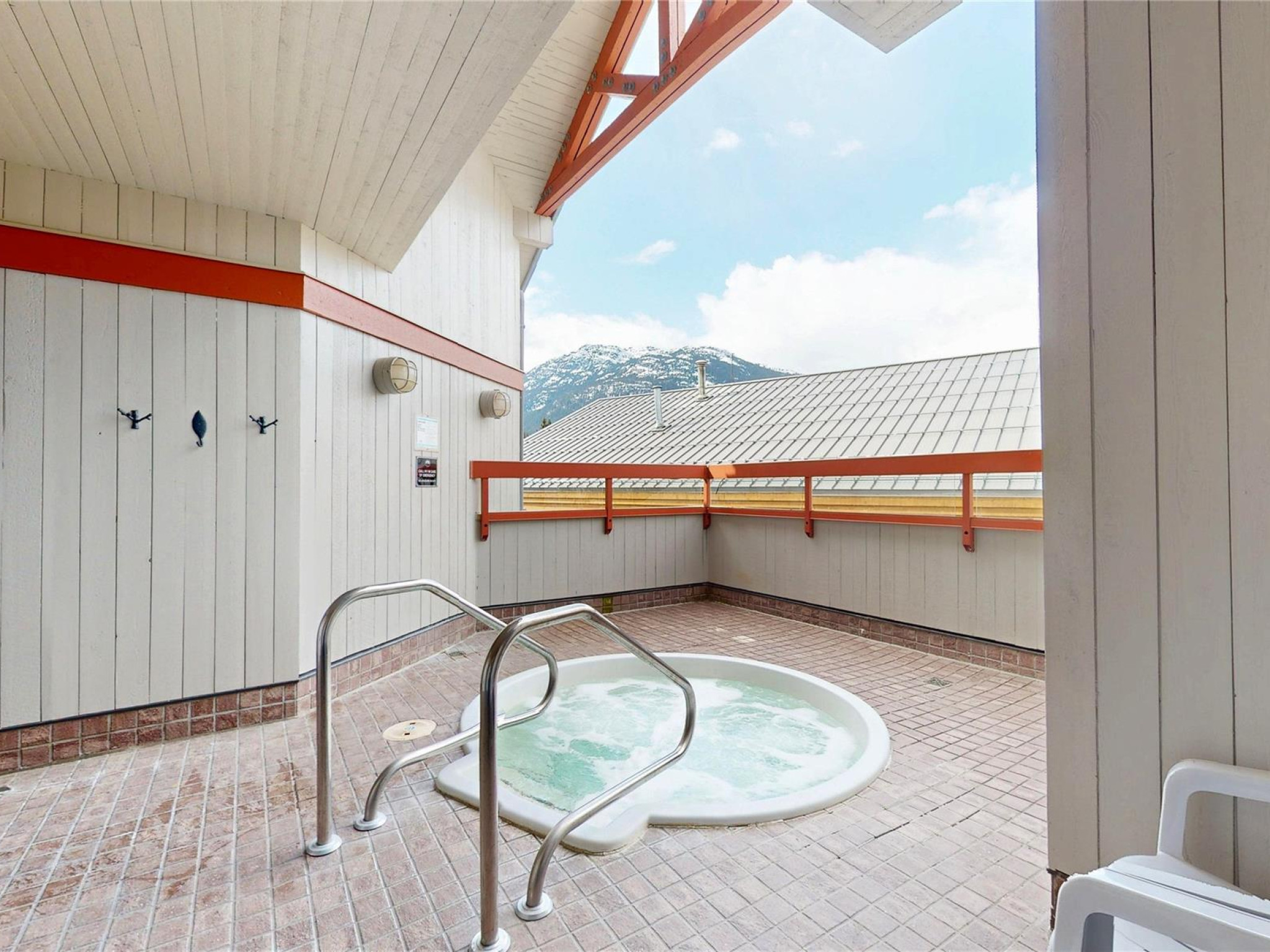 320-4368 Main Street image 21