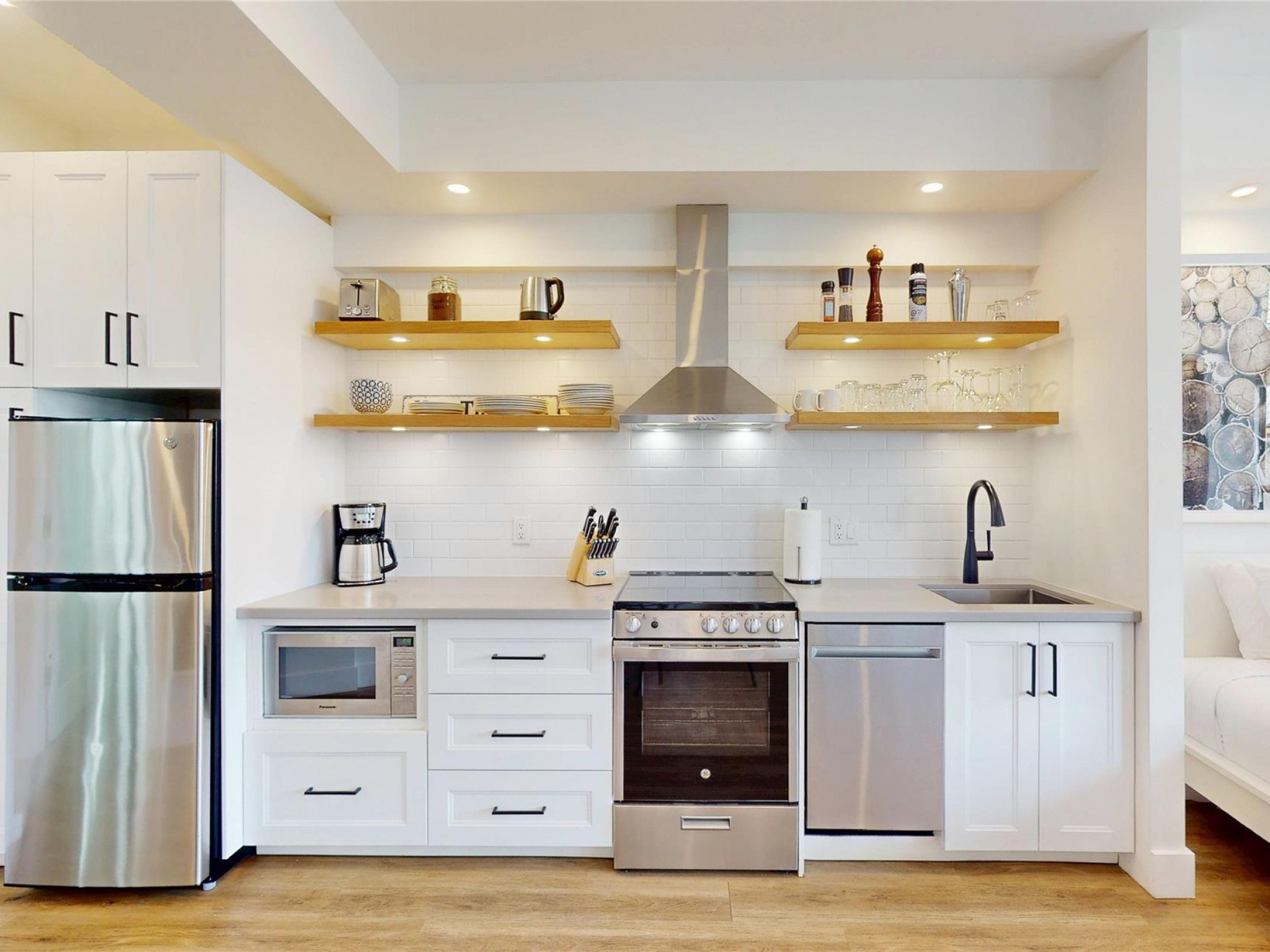 320-4368 Main Street image 8